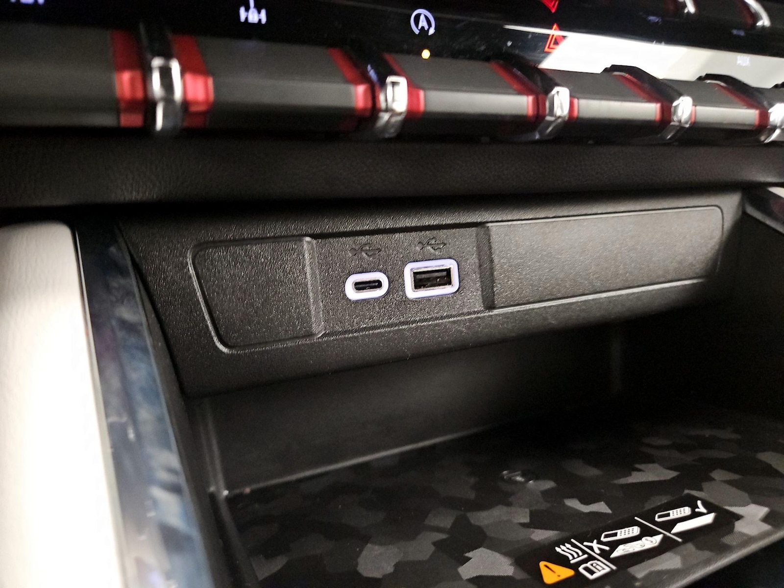 2023 GMC Canyon AT4X - Photo 17