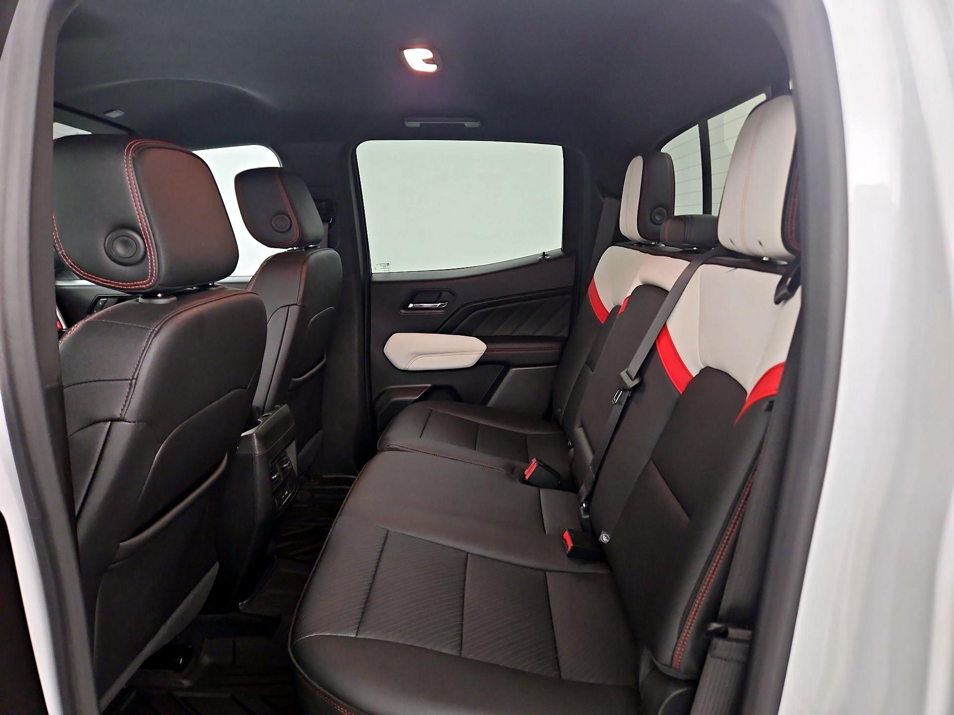 Thumbnail: 2023 GMC Canyon - 17