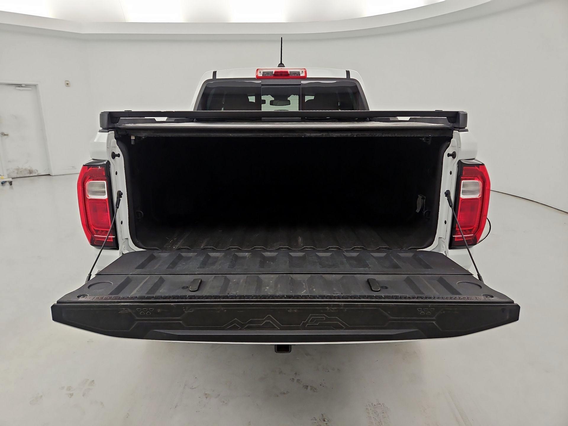 Thumbnail: 2023 GMC Canyon - 18