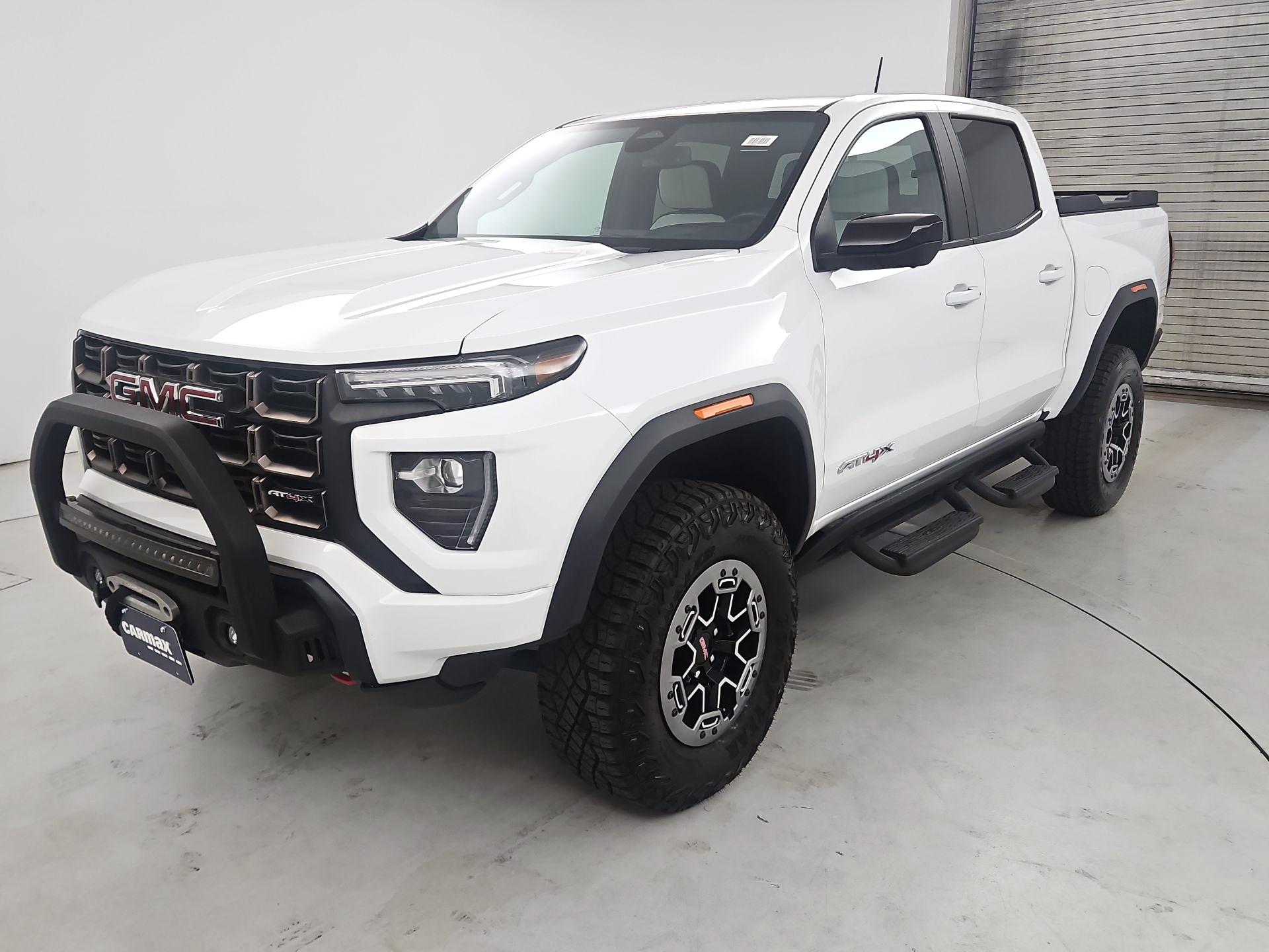 Thumbnail: 2023 GMC Canyon - 3