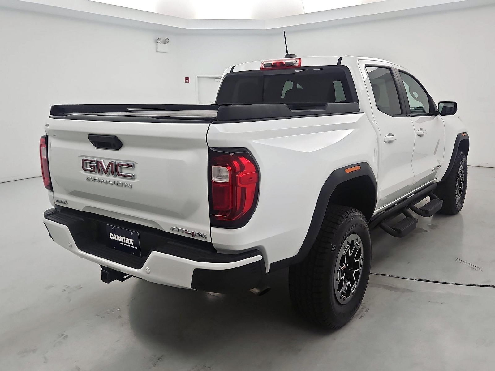 2023 GMC Canyon AT4X - Photo 5