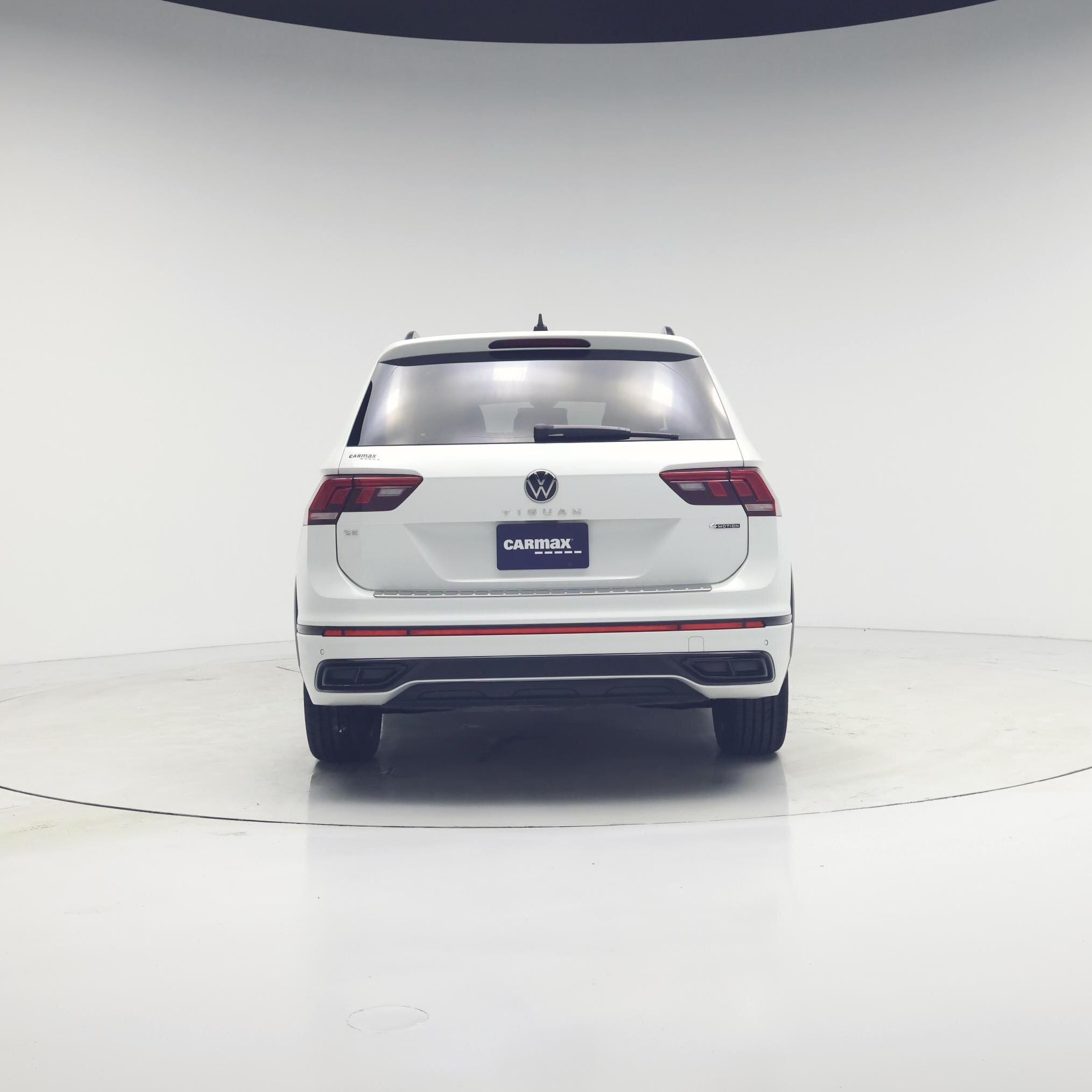 Thumbnail: 2022 Volkswagen Tiguan - 6