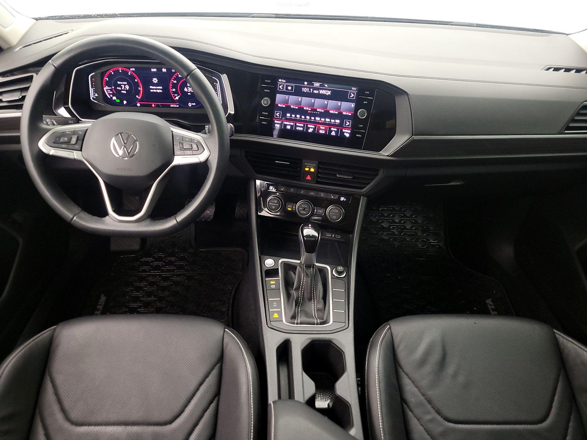 Thumbnail: 2023 Volkswagen Jetta - 9
