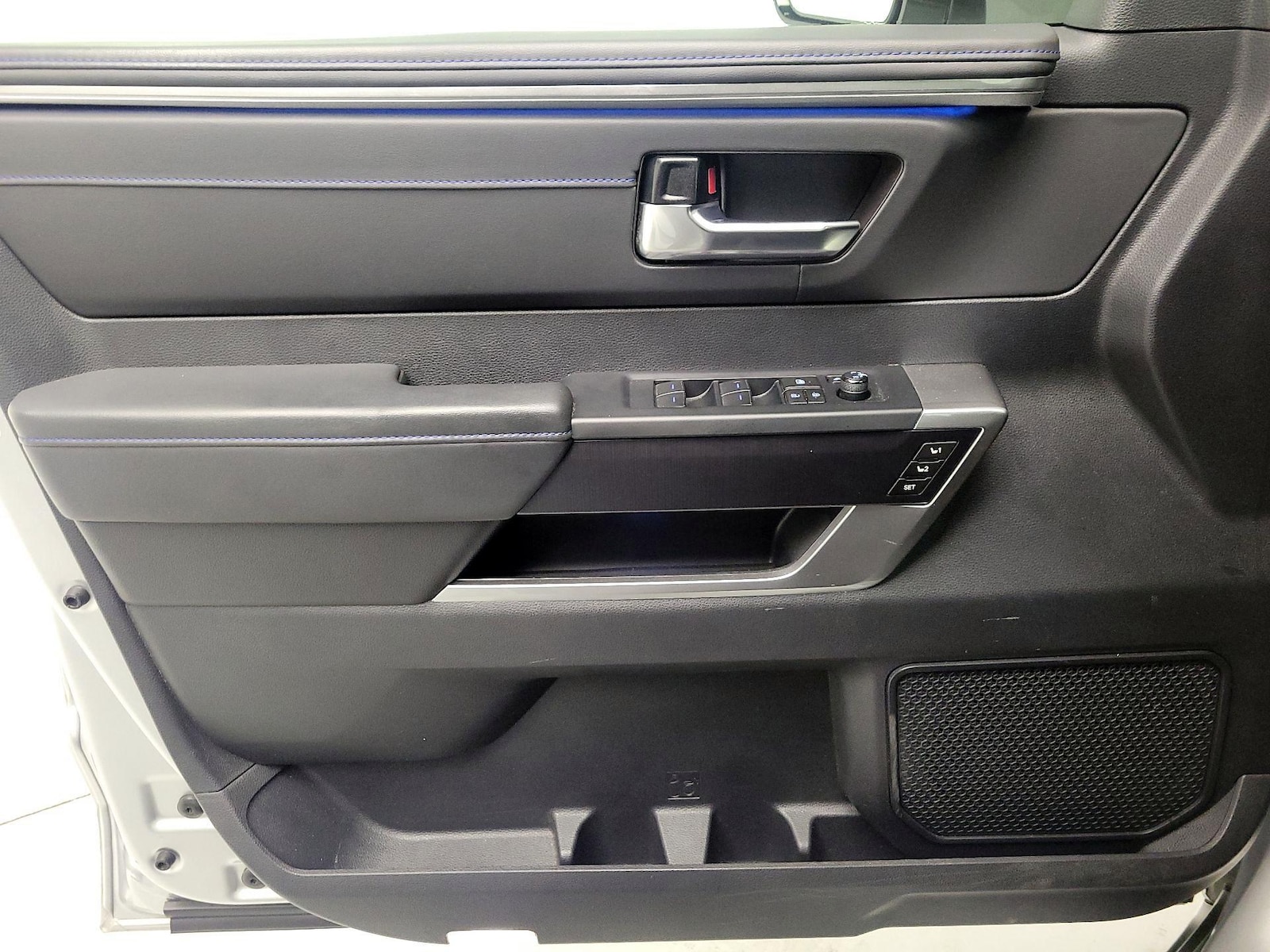 2023 Toyota Tundra Platinum - Photo 13