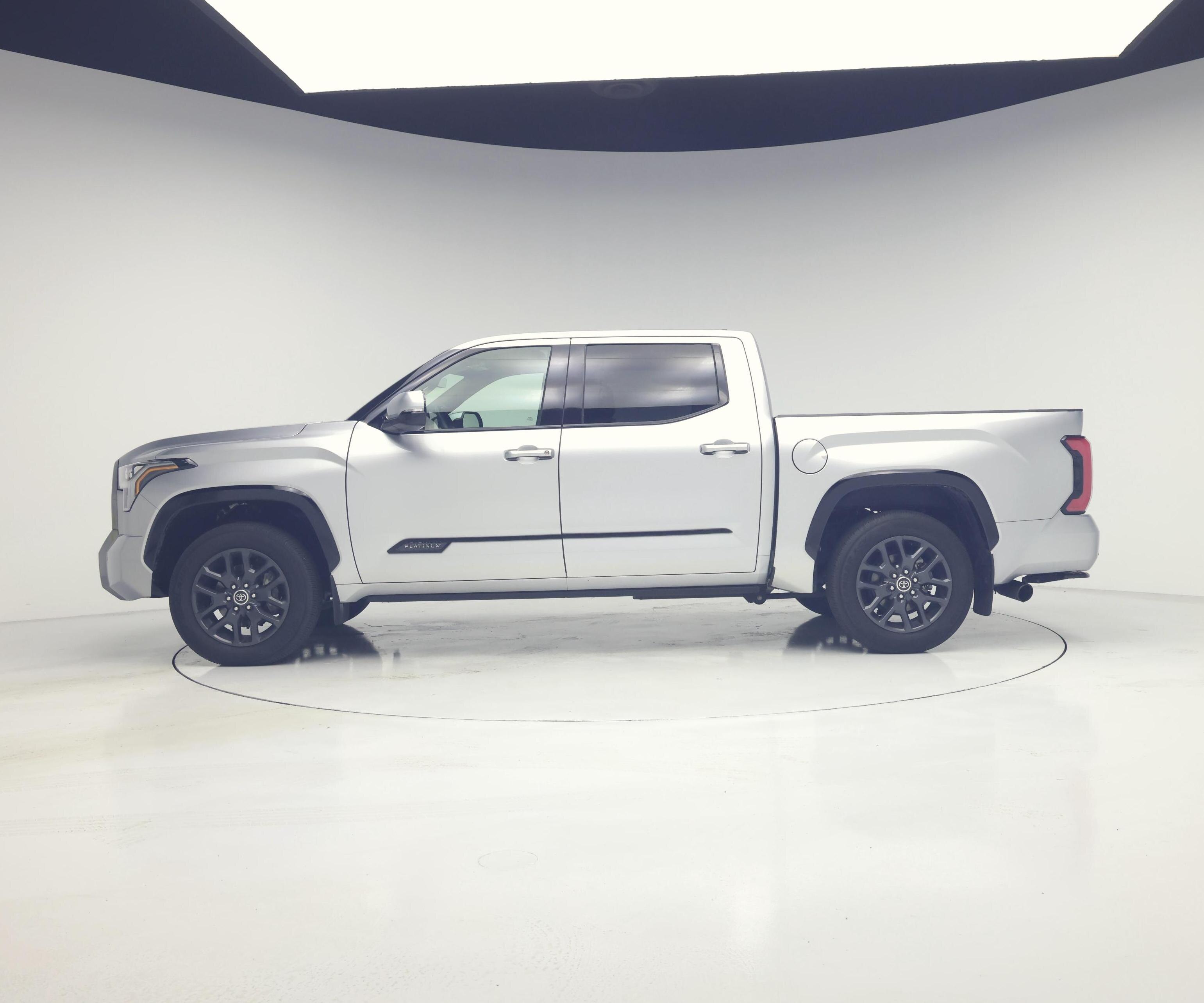Thumbnail: 2023 Toyota Tundra - 3