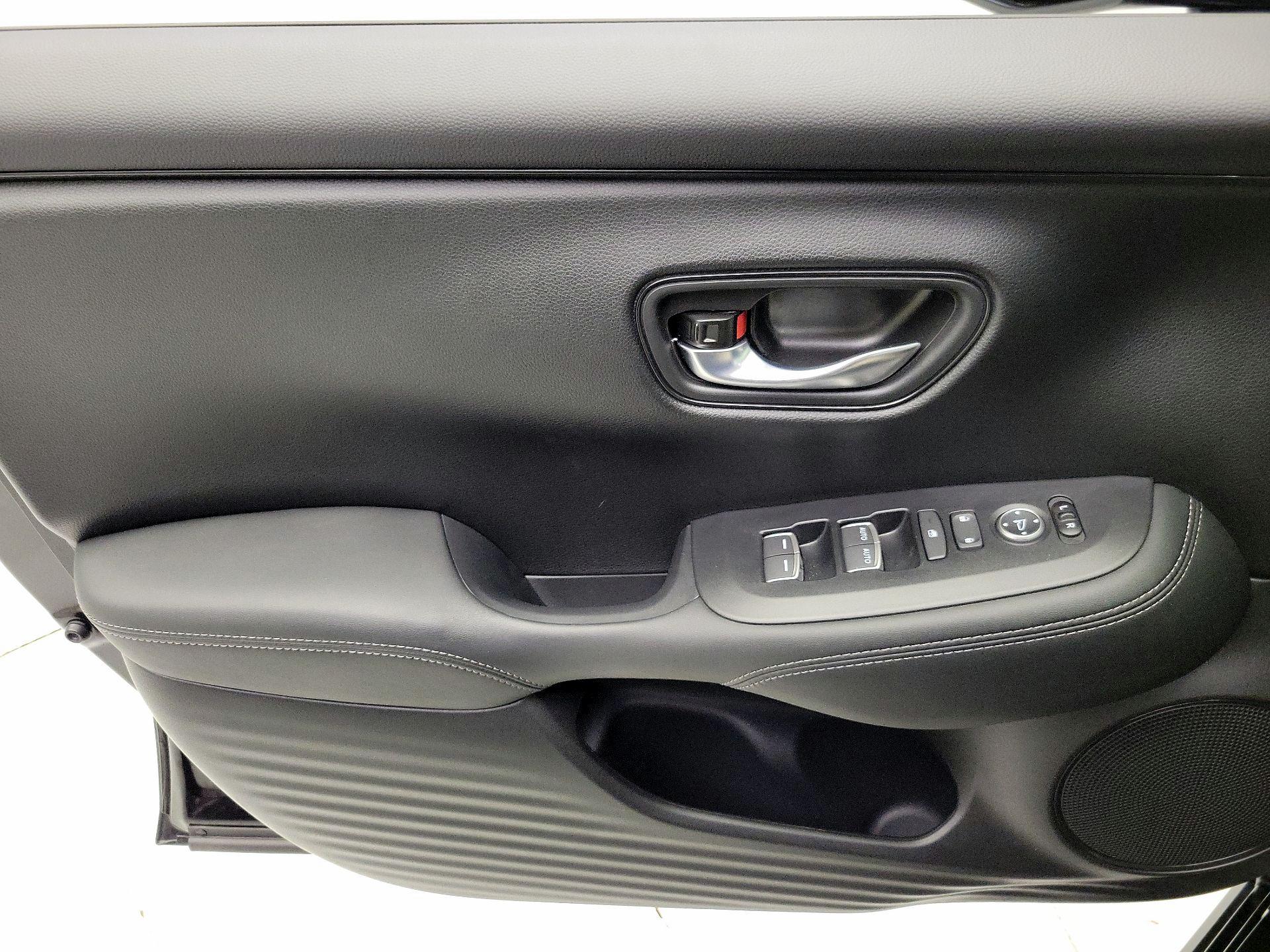 Thumbnail: 2026 Honda HR-V - 12