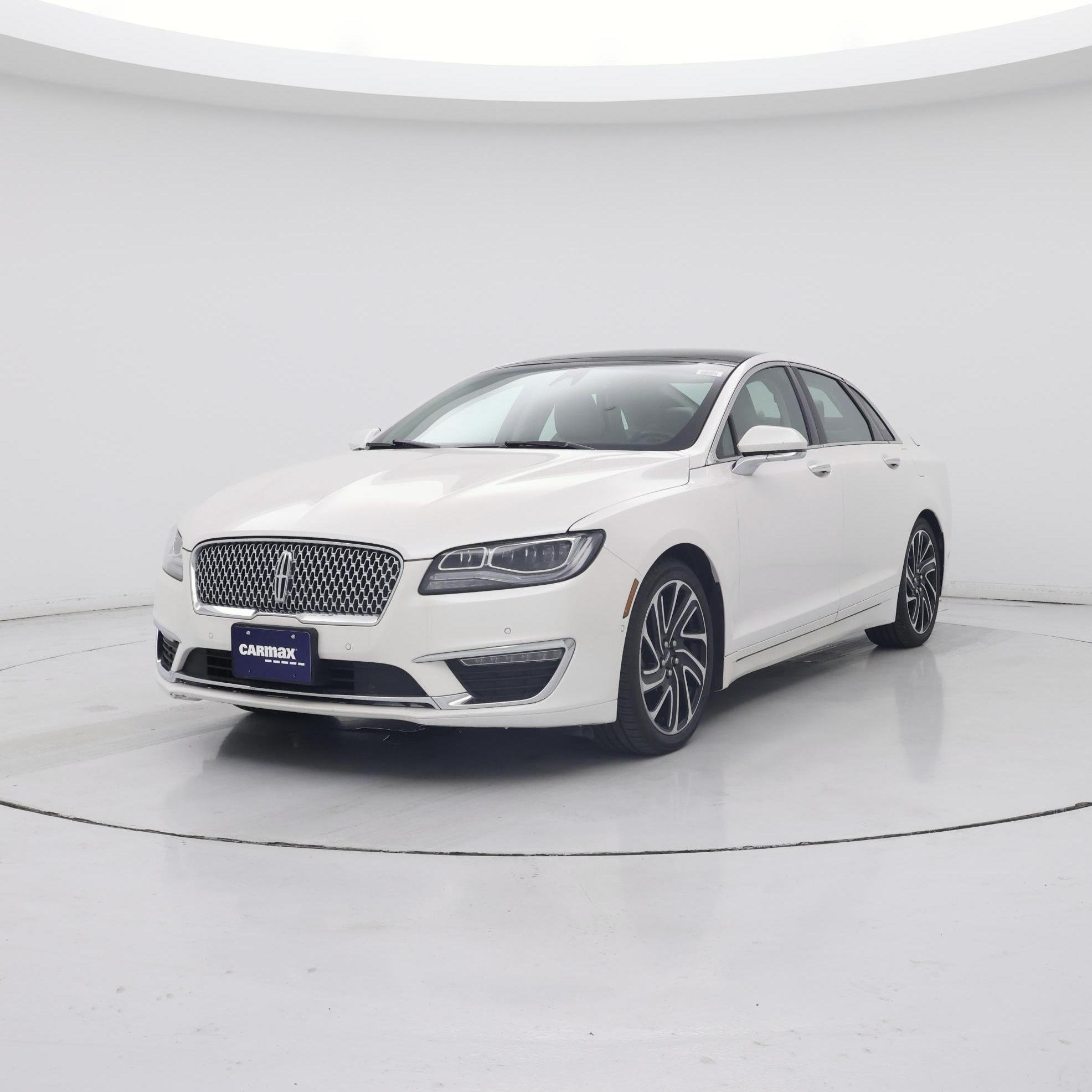 Thumbnail: 2020 Lincoln MKZ - 4