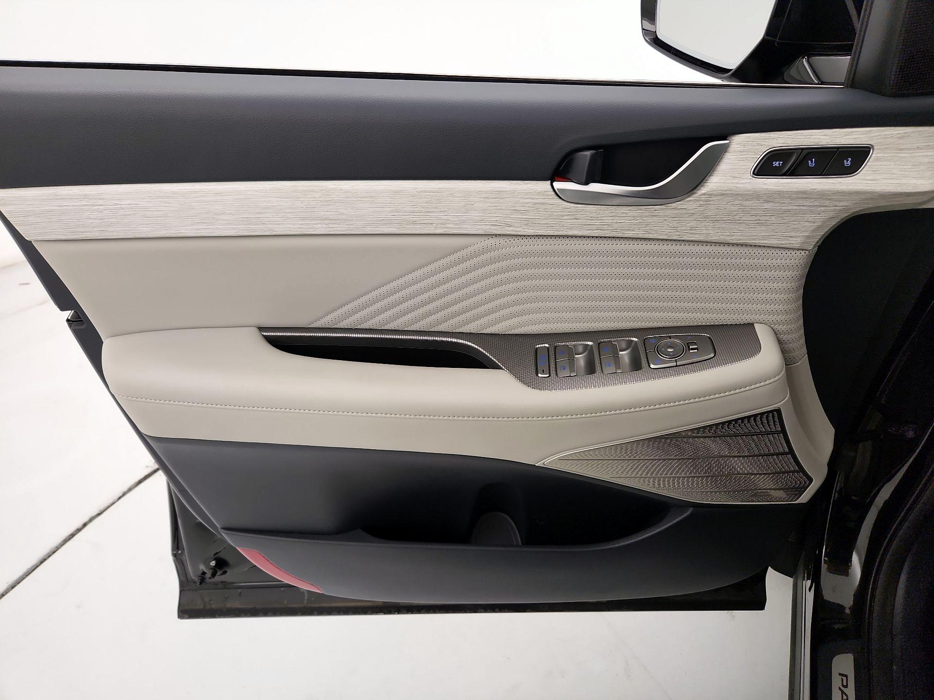 Thumbnail: 2024 Hyundai Palisade - 12