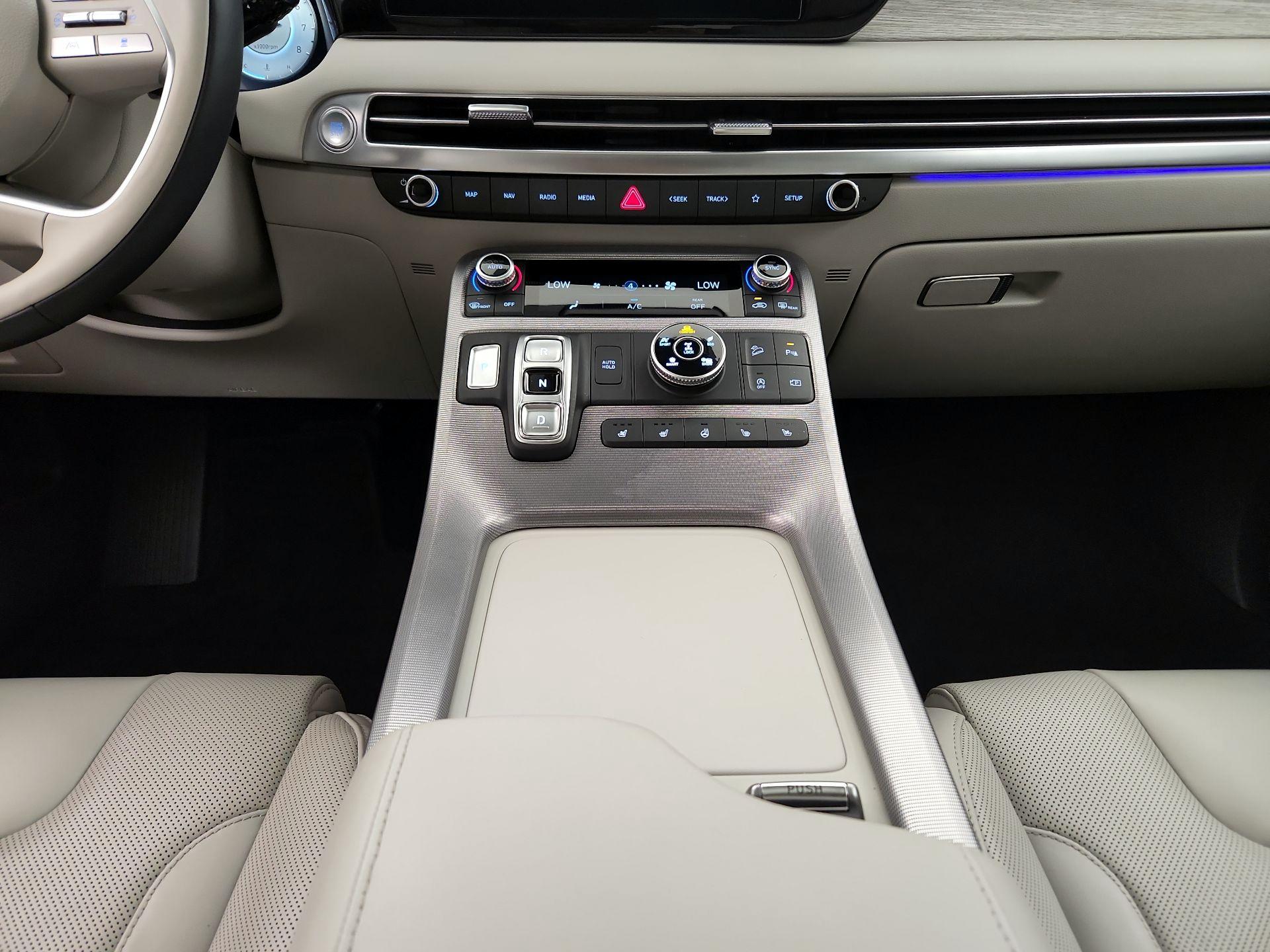 Thumbnail: 2024 Hyundai Palisade - 18