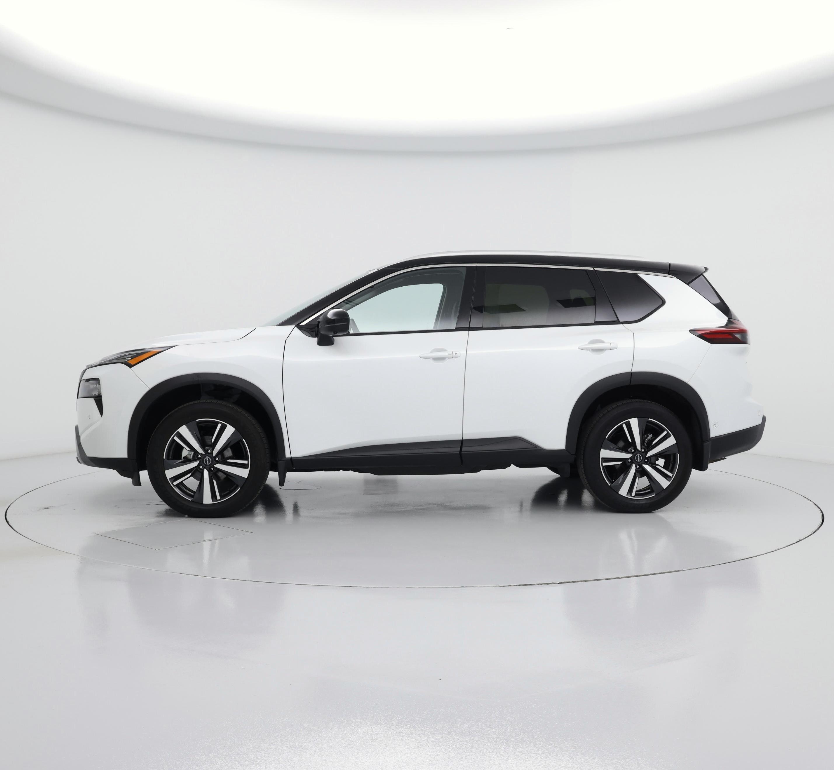 Thumbnail: 2025 Nissan Rogue - 3