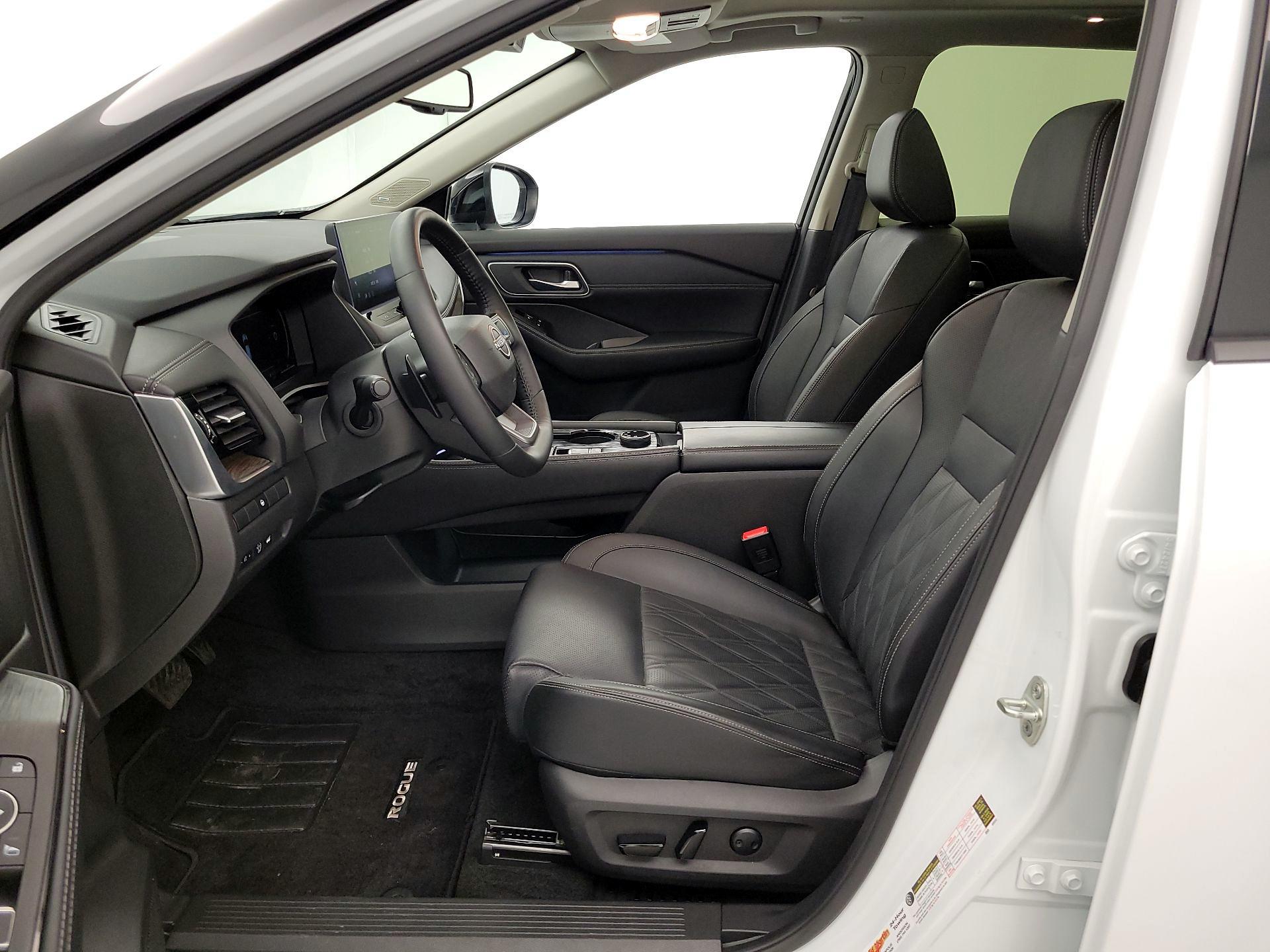 Thumbnail: 2025 Nissan Rogue - 11