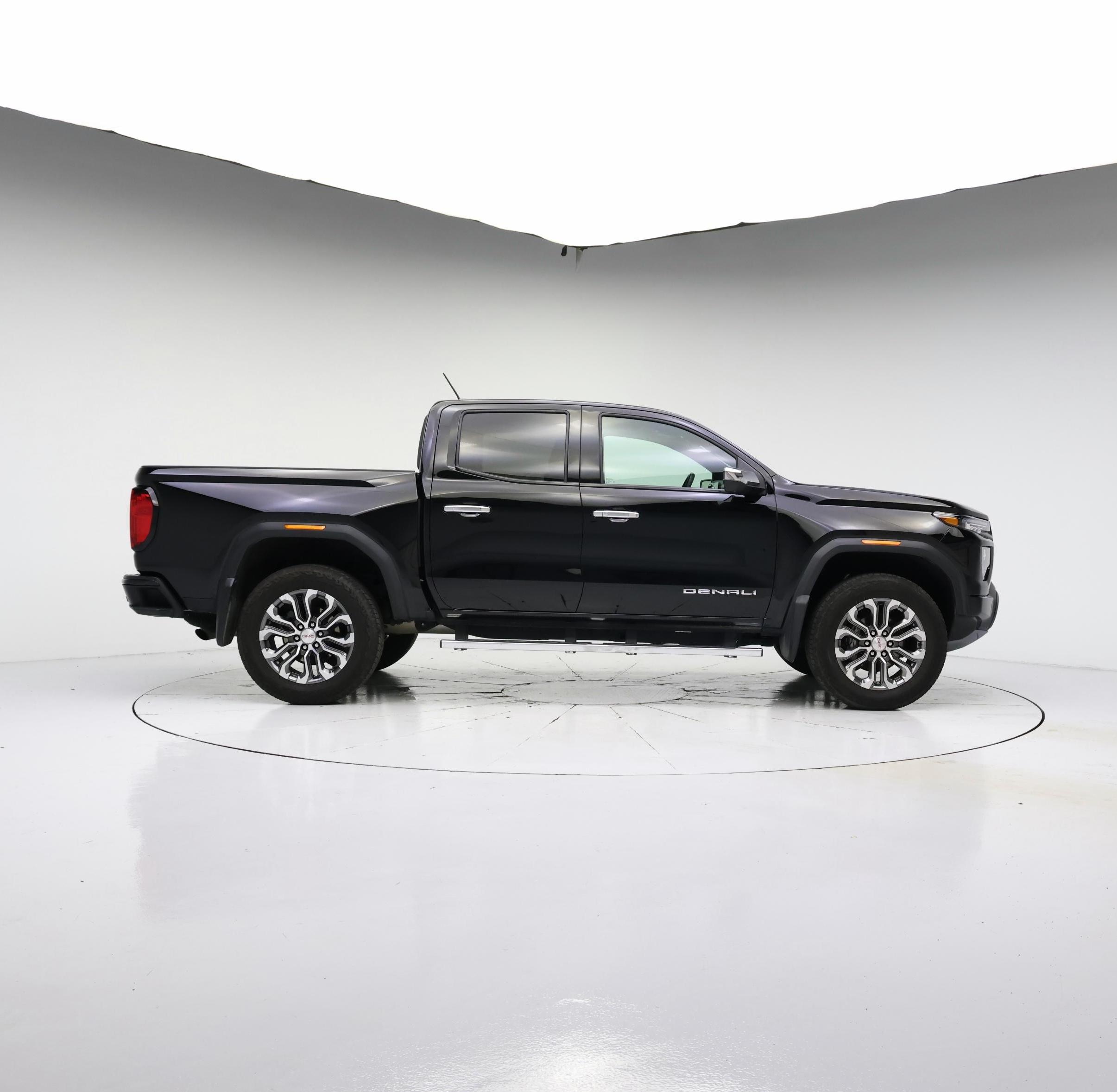 Thumbnail: 2025 GMC Canyon - 7