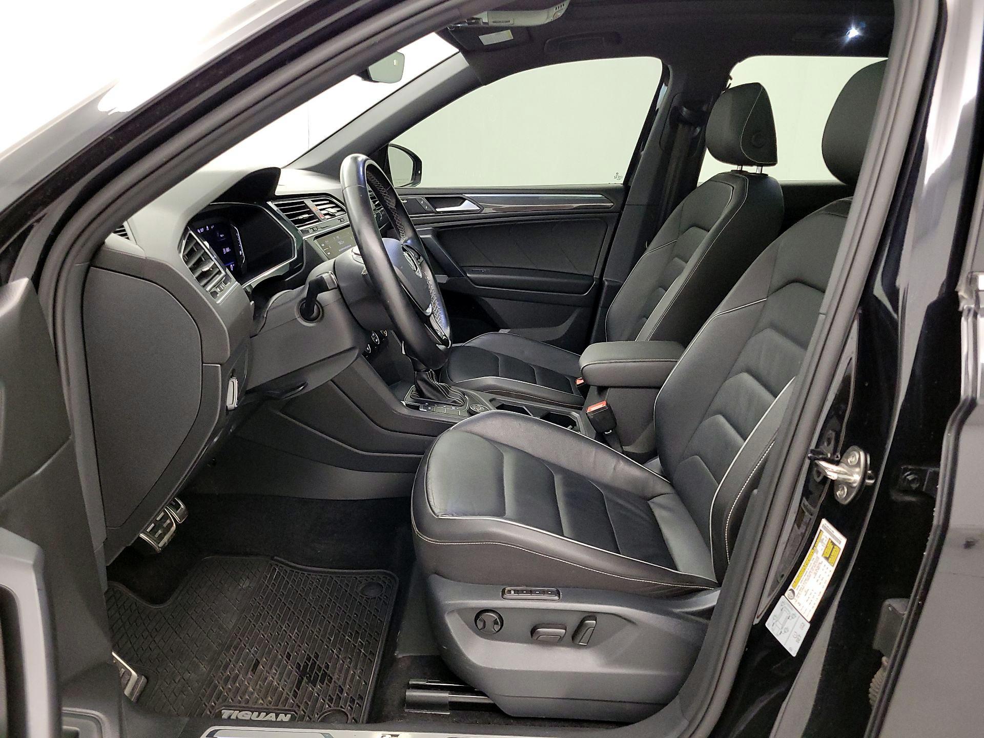 Thumbnail: 2021 Volkswagen Tiguan - 11