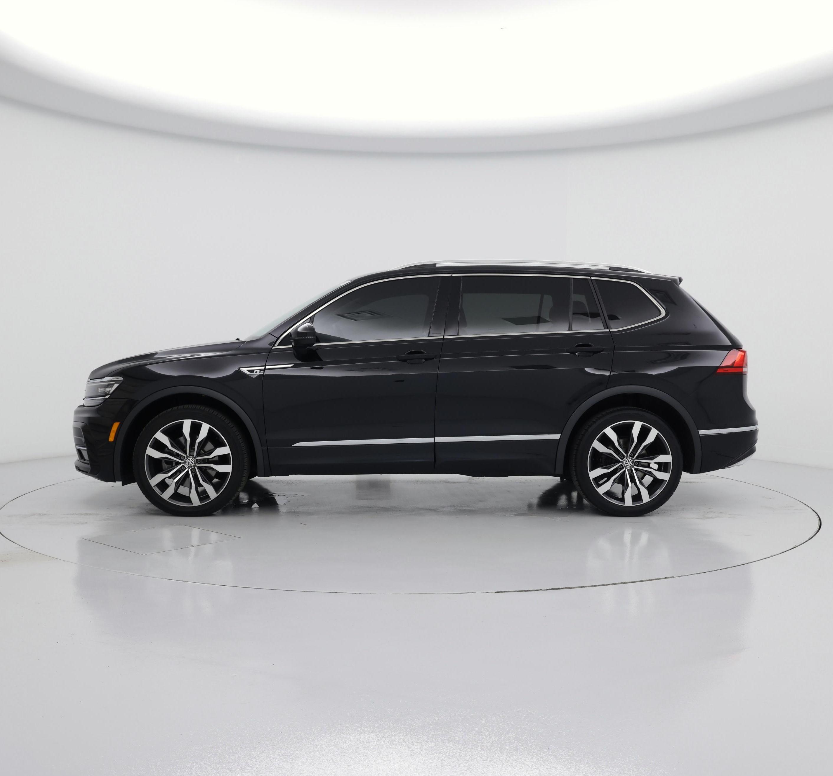 Thumbnail: 2021 Volkswagen Tiguan - 3