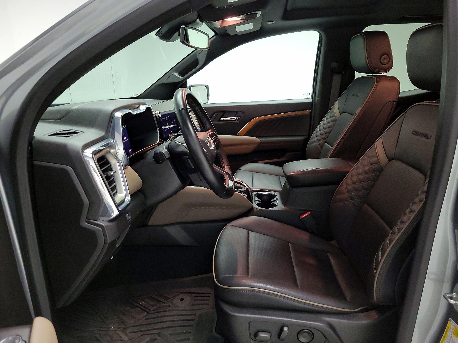 Thumbnail: 2023 GMC Canyon - 11