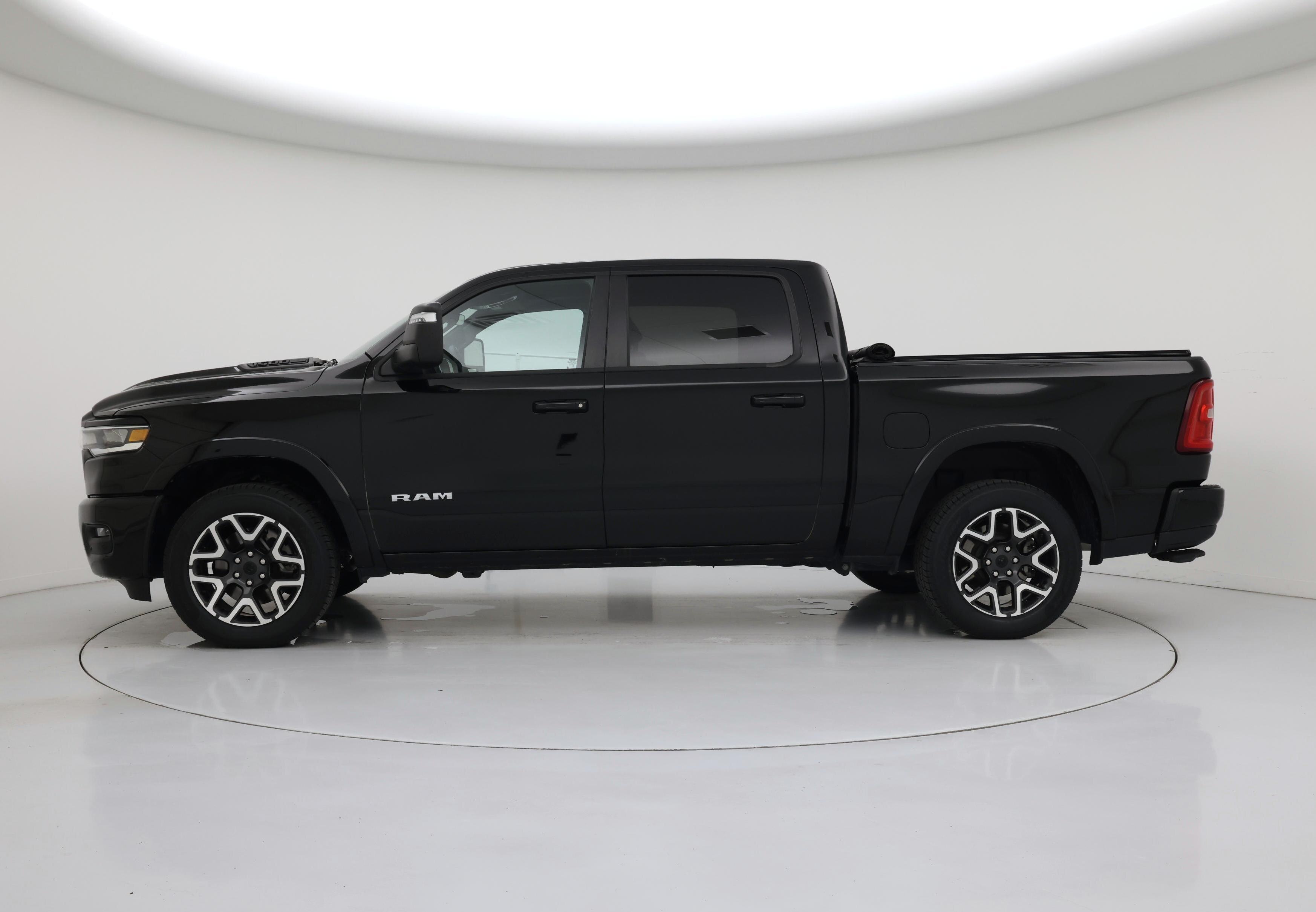 Thumbnail: 2025 RAM 1500 - 3