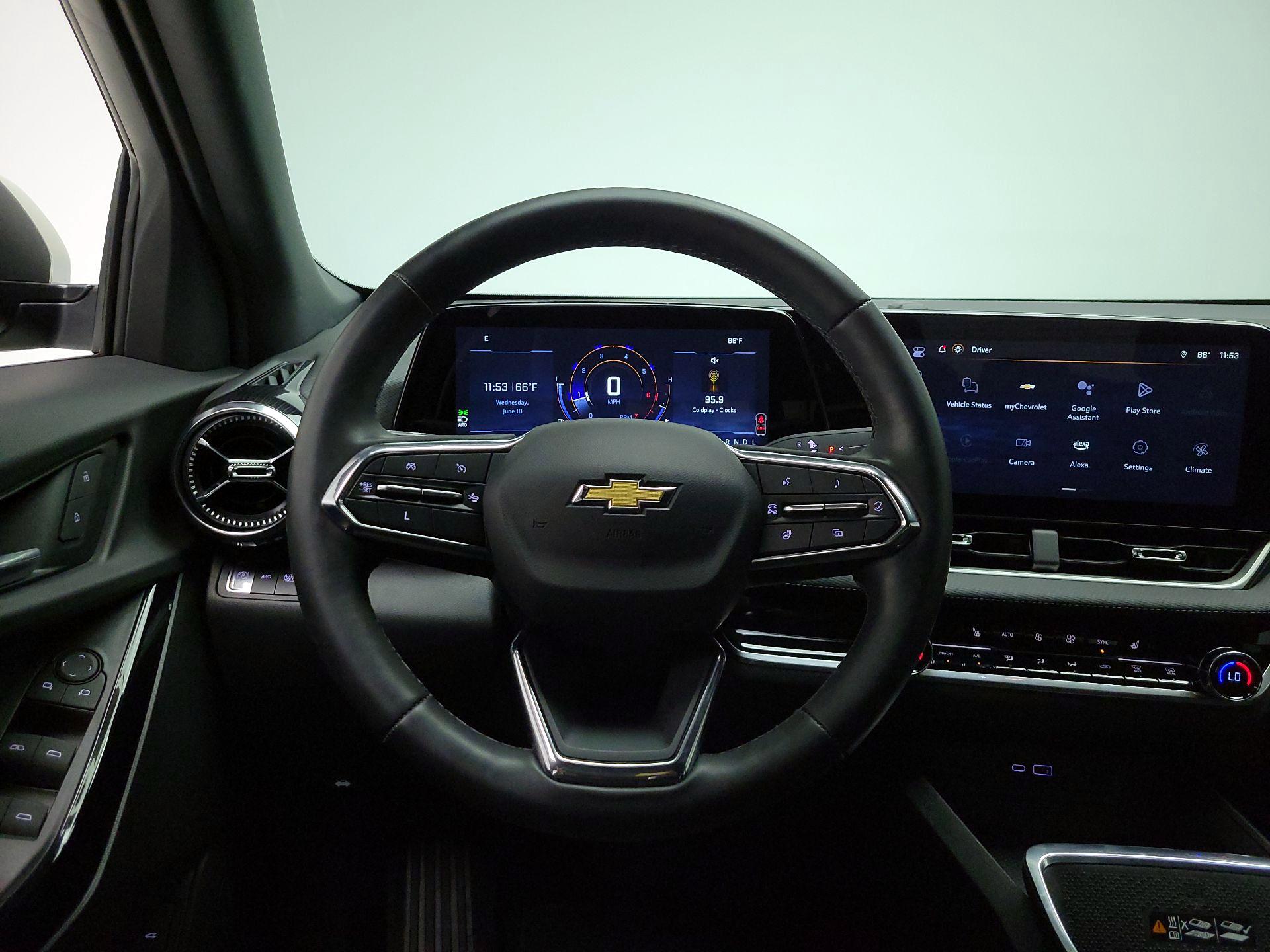 Thumbnail: 2025 Chevrolet Equinox - 10
