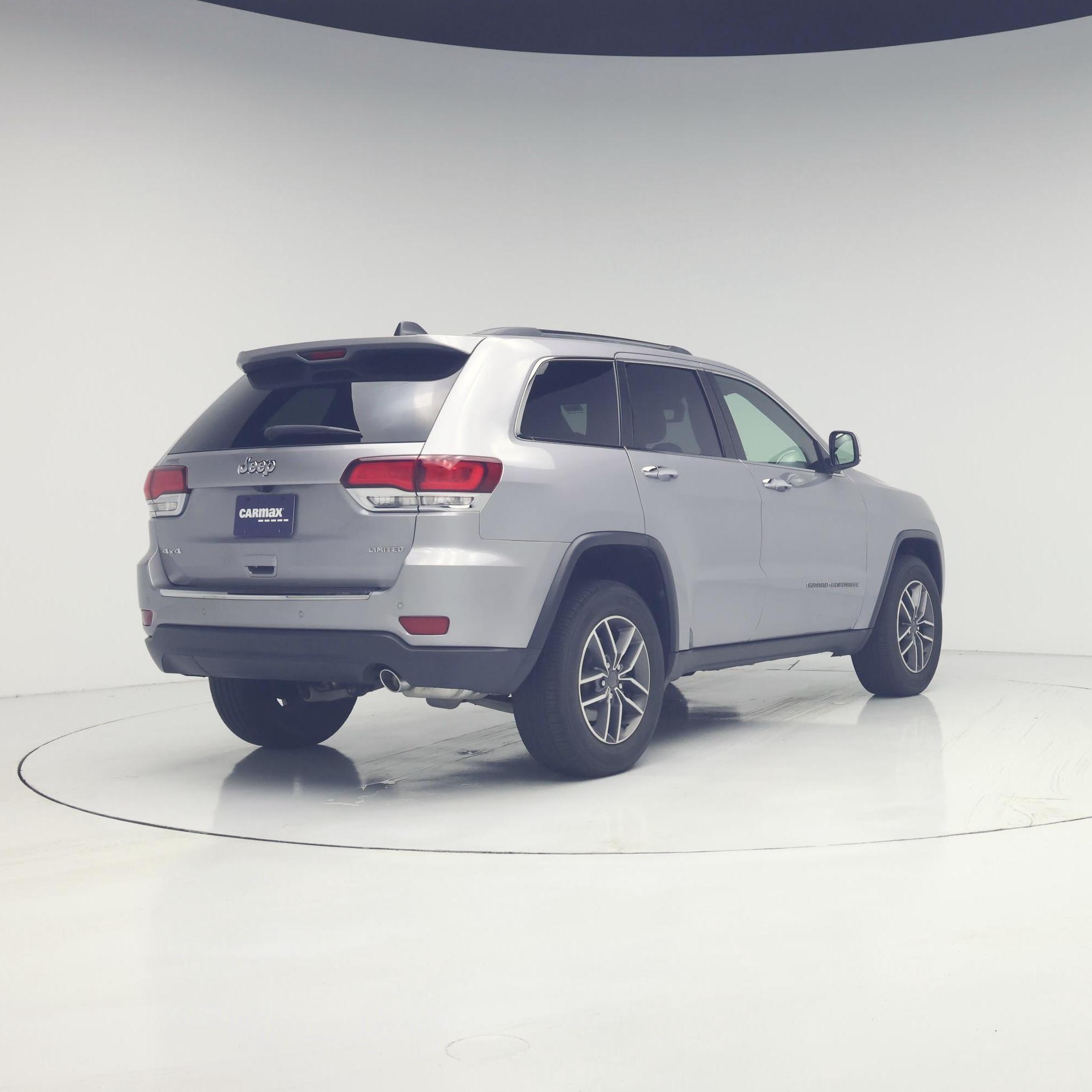 Thumbnail: 2020 Jeep Grand Cherokee - 8