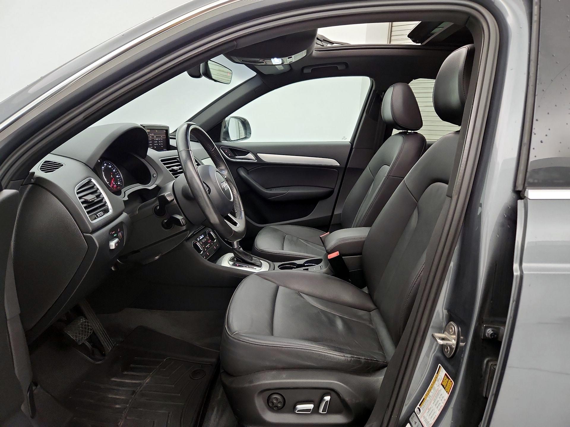 Thumbnail: 2016 Audi Q3 - 11
