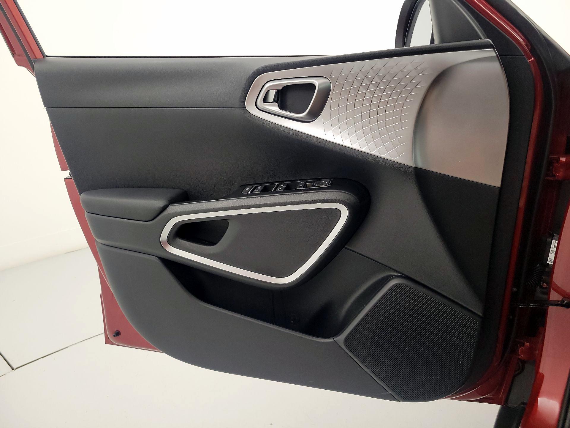 Thumbnail: 2025 Kia Soul - 12