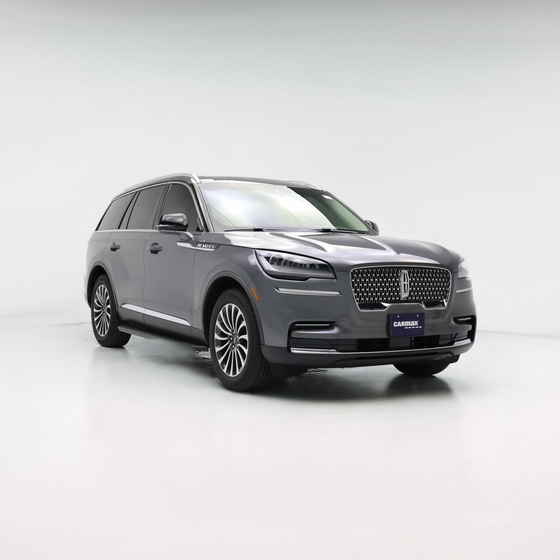 Thumbnail: 2023 Lincoln Aviator - 1