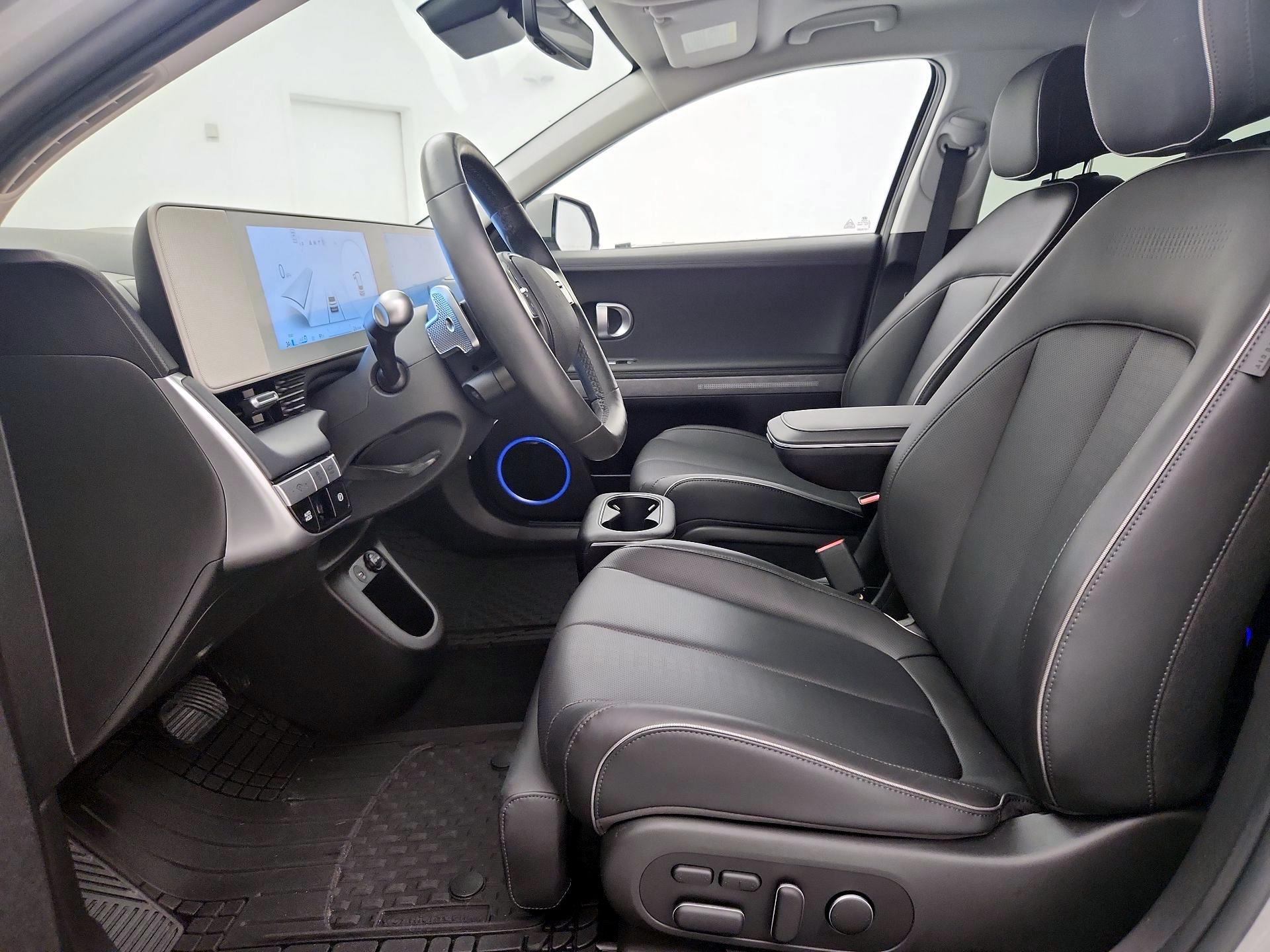 Thumbnail: 2022 Hyundai Ioniq 5 - 11