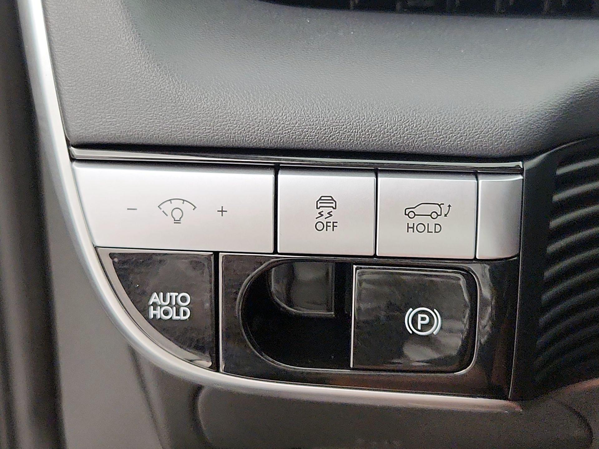 Thumbnail: 2022 Hyundai Ioniq 5 - 13