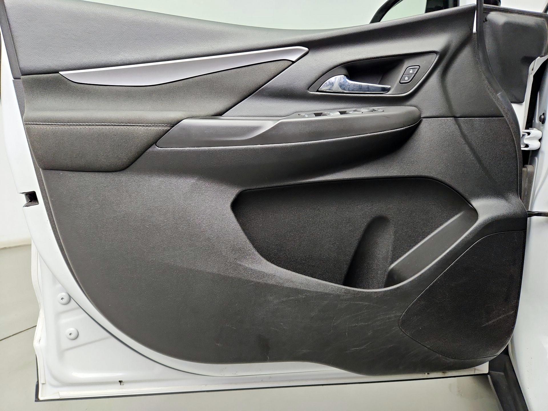 Thumbnail: 2023 Chevrolet Bolt EV - 12