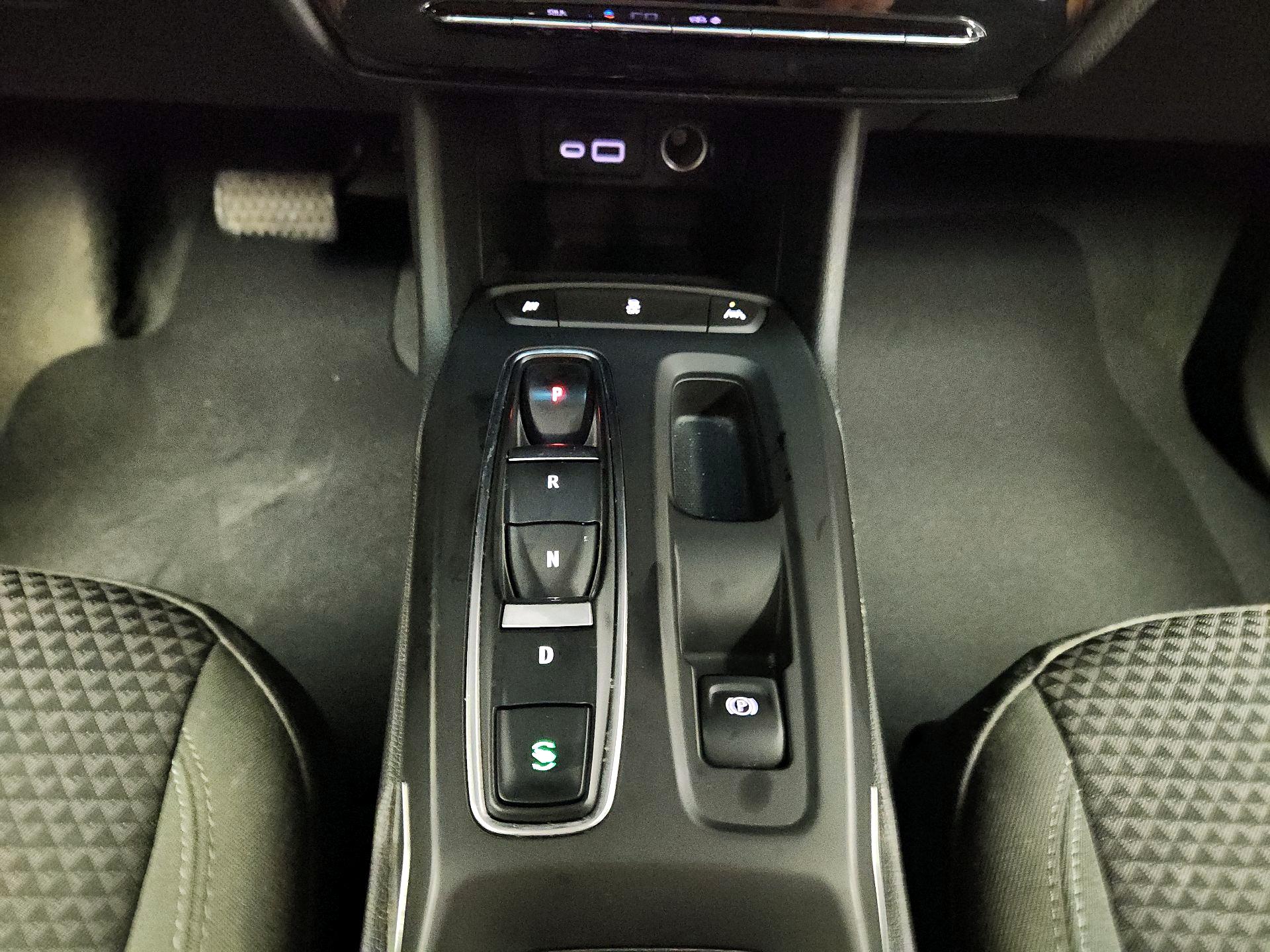 Thumbnail: 2023 Chevrolet Bolt EV - 17