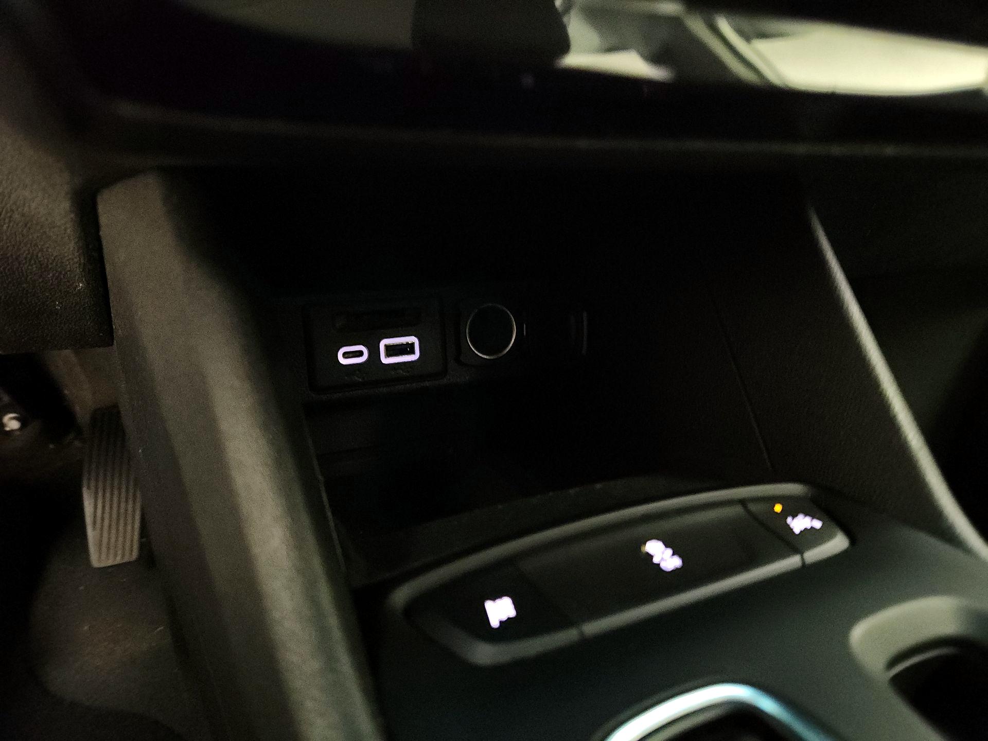 Thumbnail: 2023 Chevrolet Bolt EV - 18