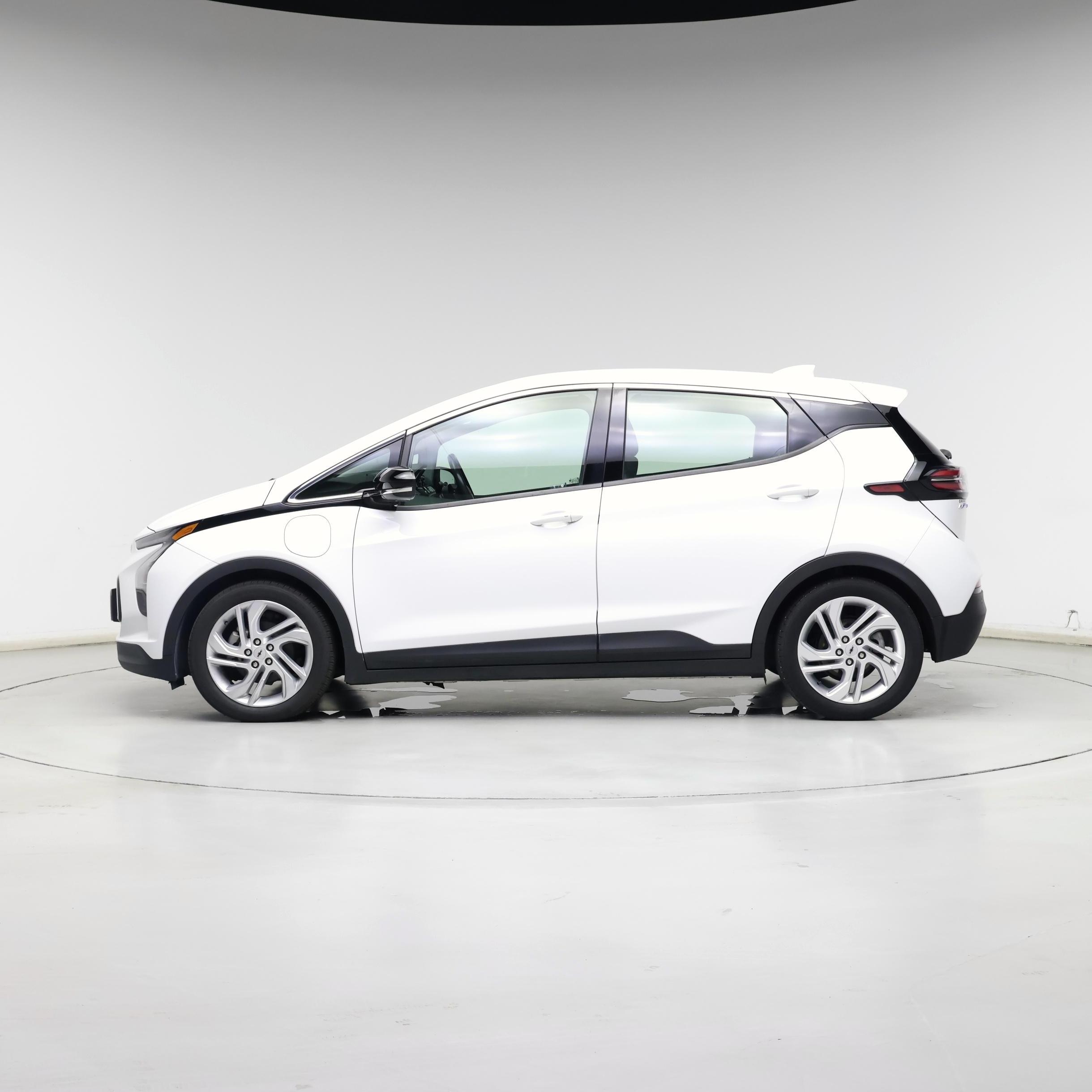 Thumbnail: 2023 Chevrolet Bolt EV - 3