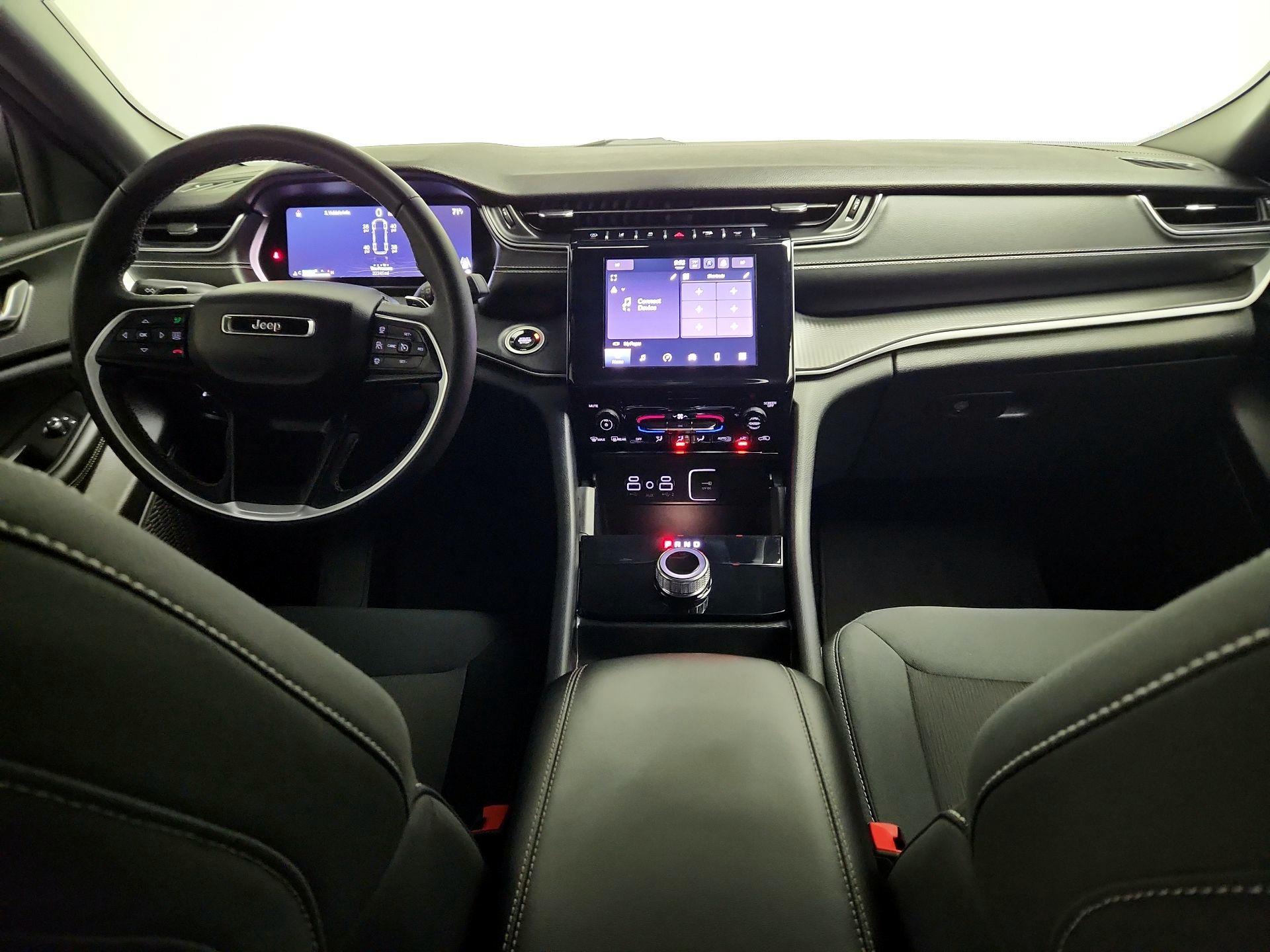 Thumbnail: 2024 Jeep Grand Cherokee L - 9
