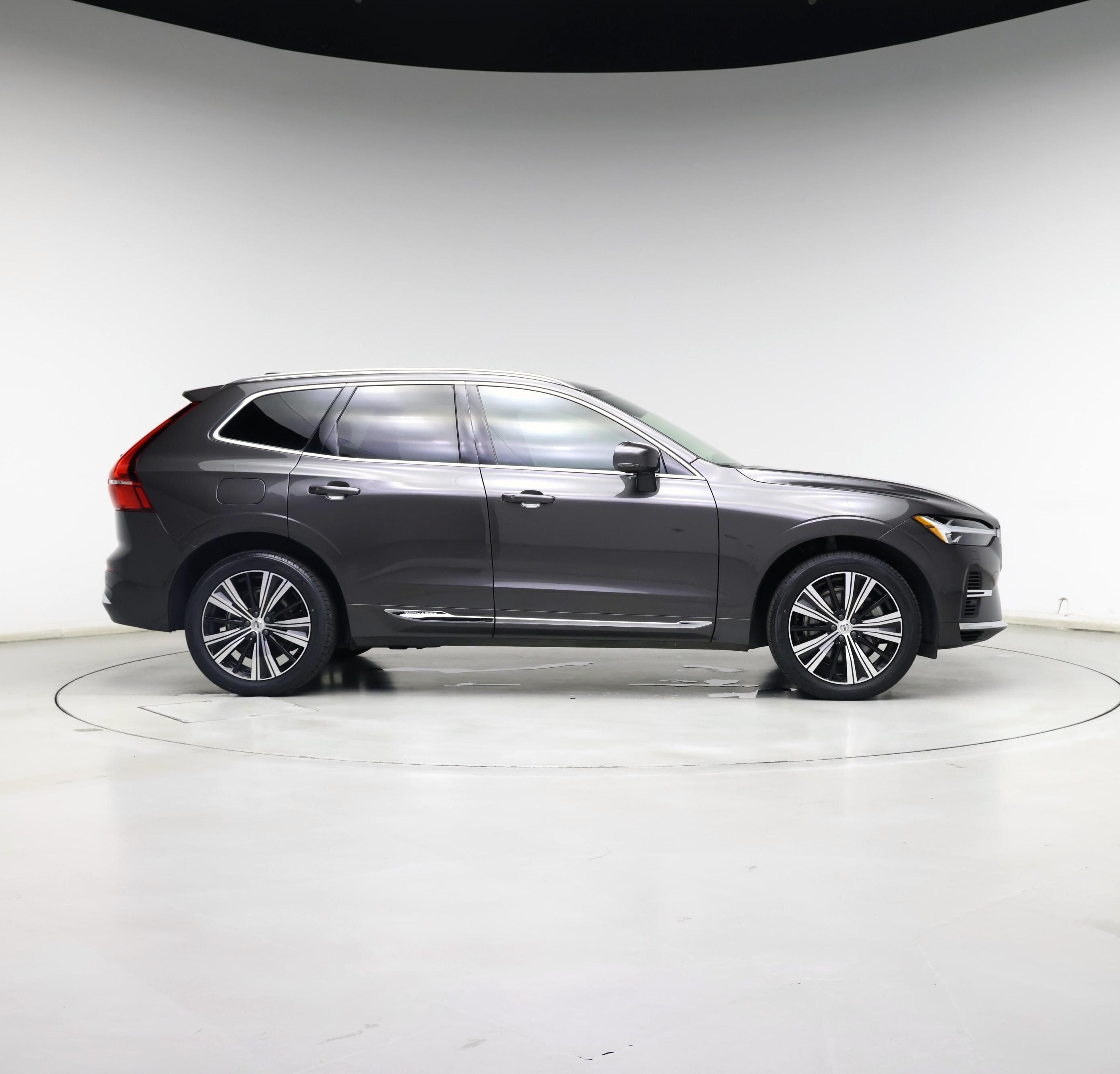 Thumbnail: 2023 Volvo XC60 - 7