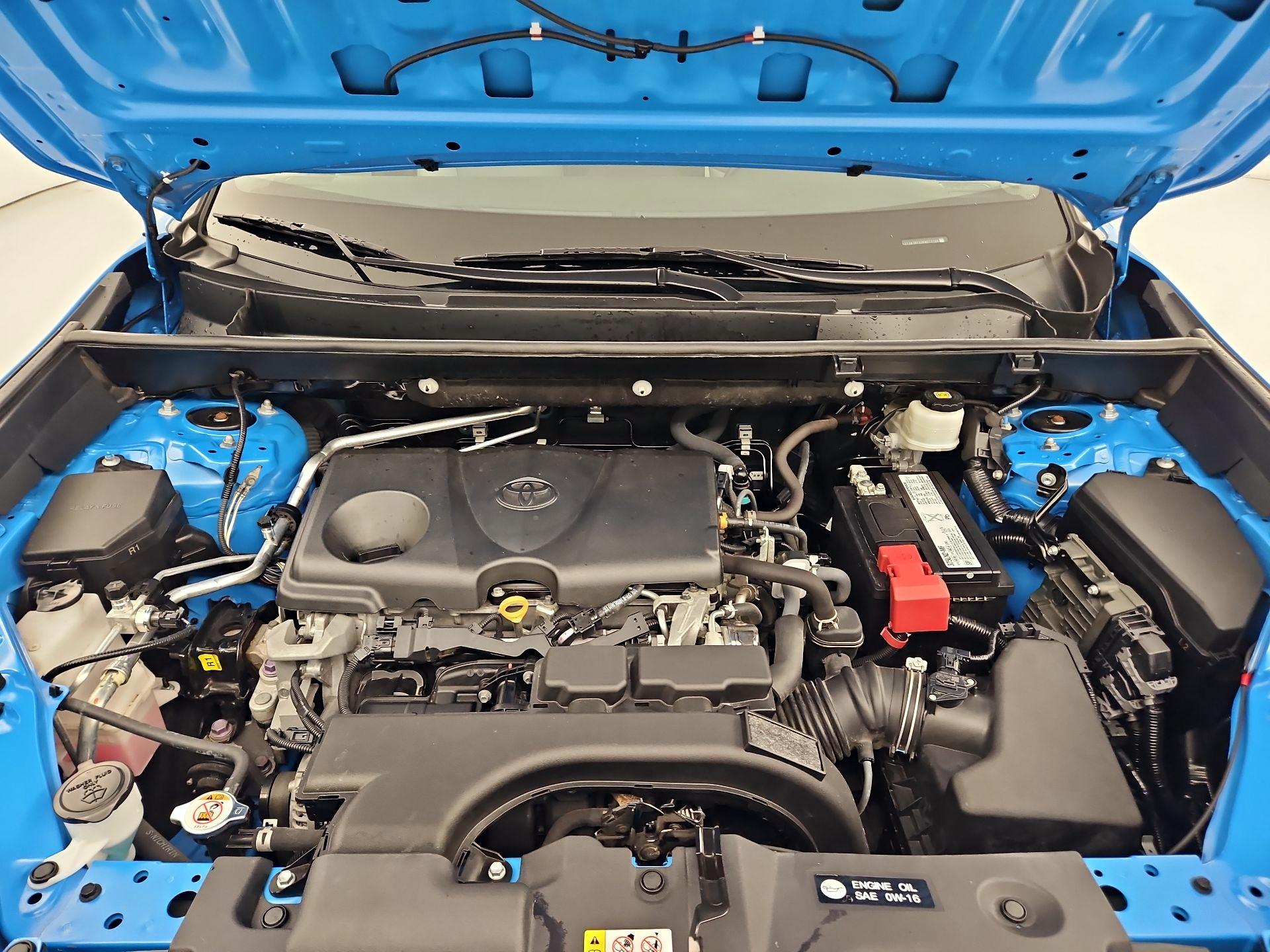 Thumbnail: 2019 Toyota RAV4 - 20