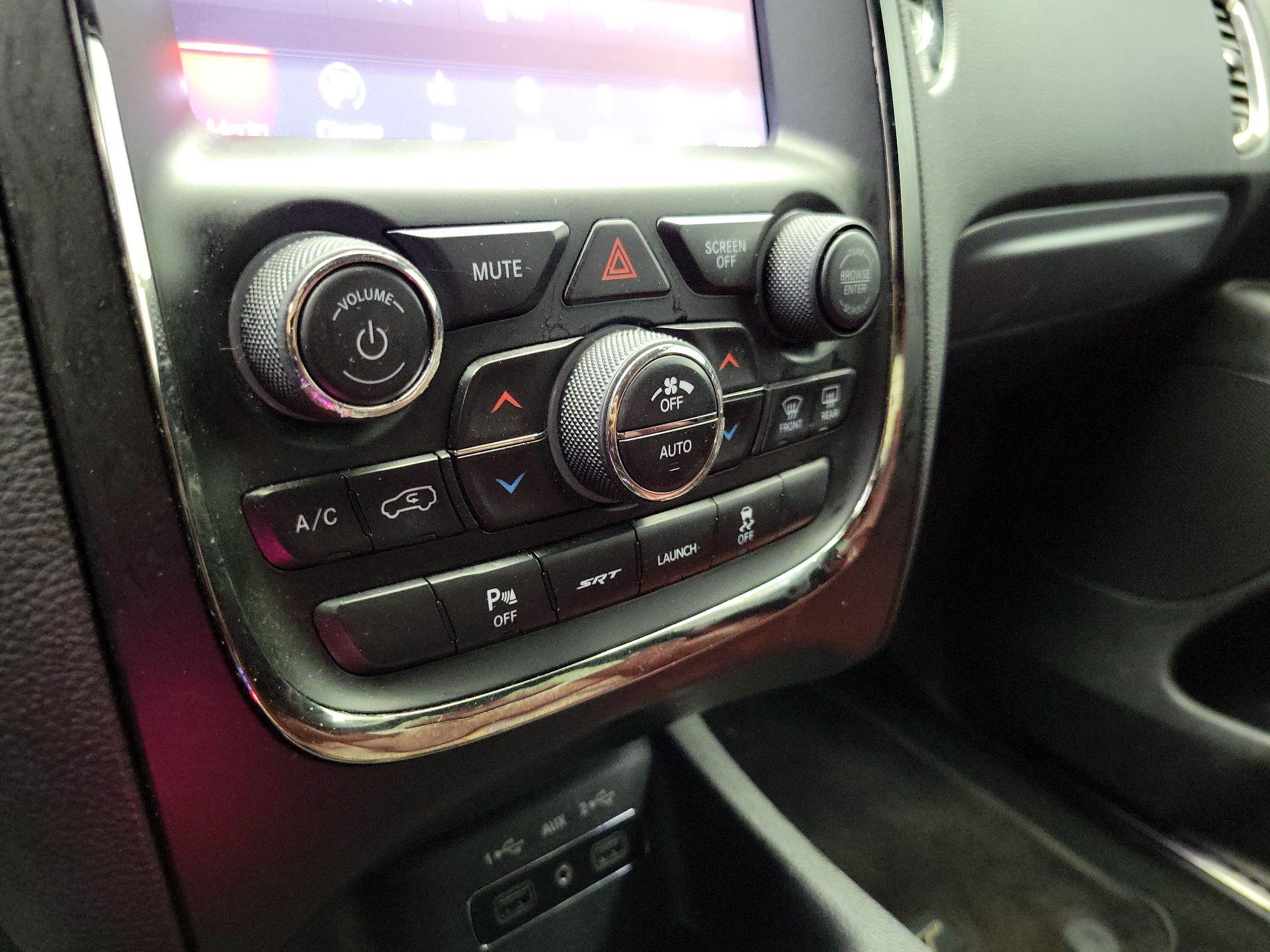 Thumbnail: 2019 Dodge Durango - 16