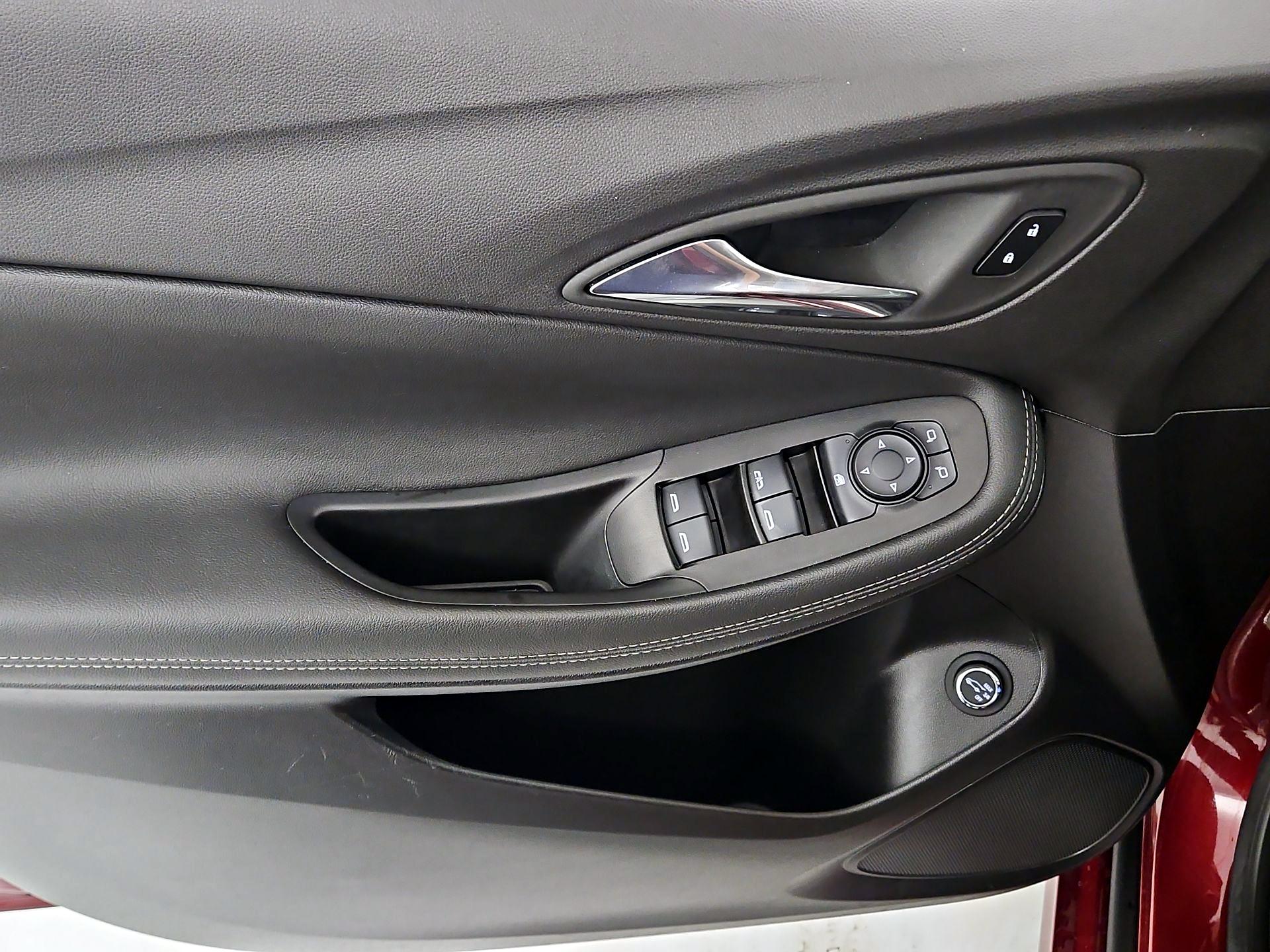 Thumbnail: 2023 Buick Encore GX - 10