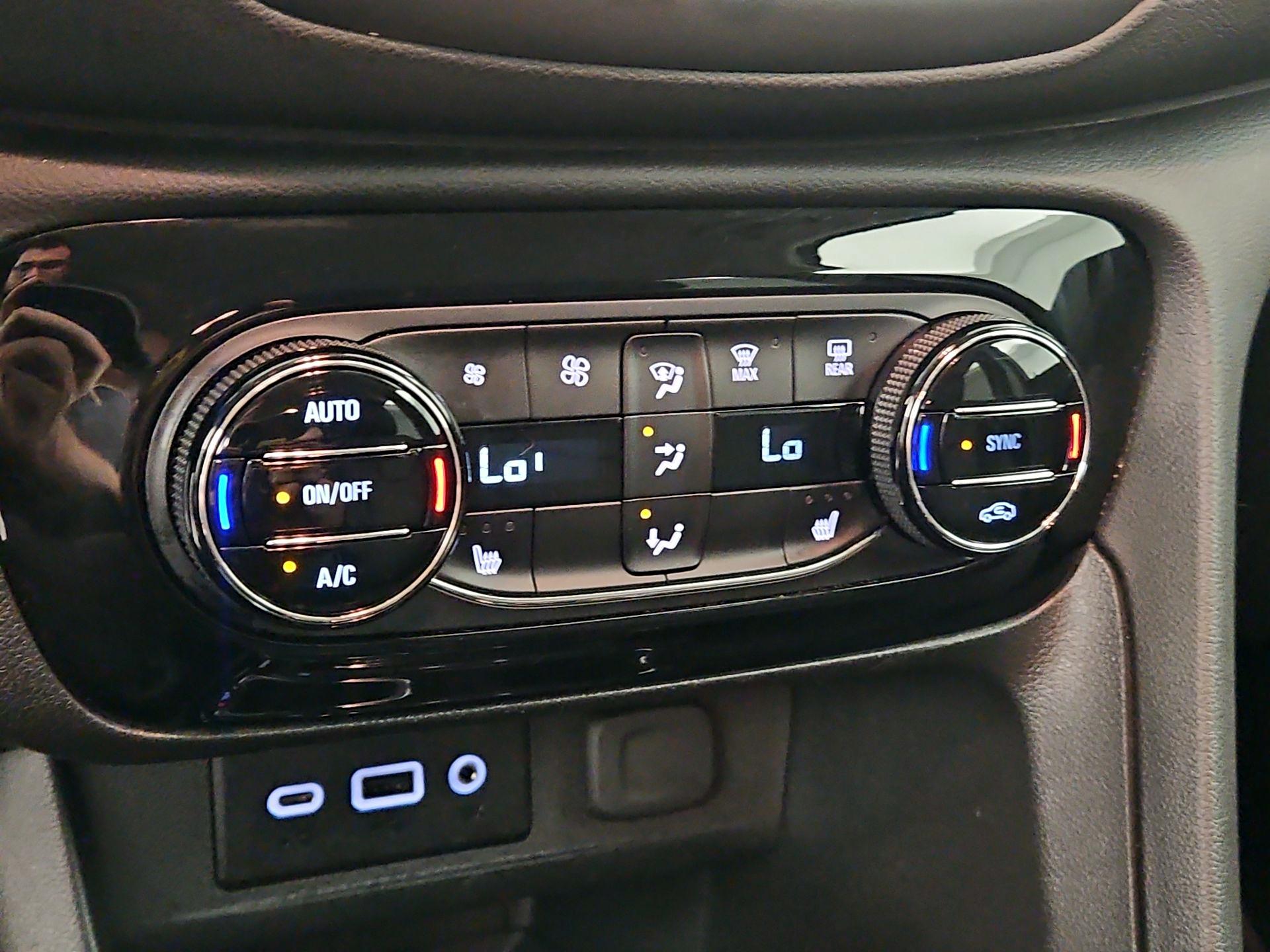 Thumbnail: 2023 Buick Encore GX - 14