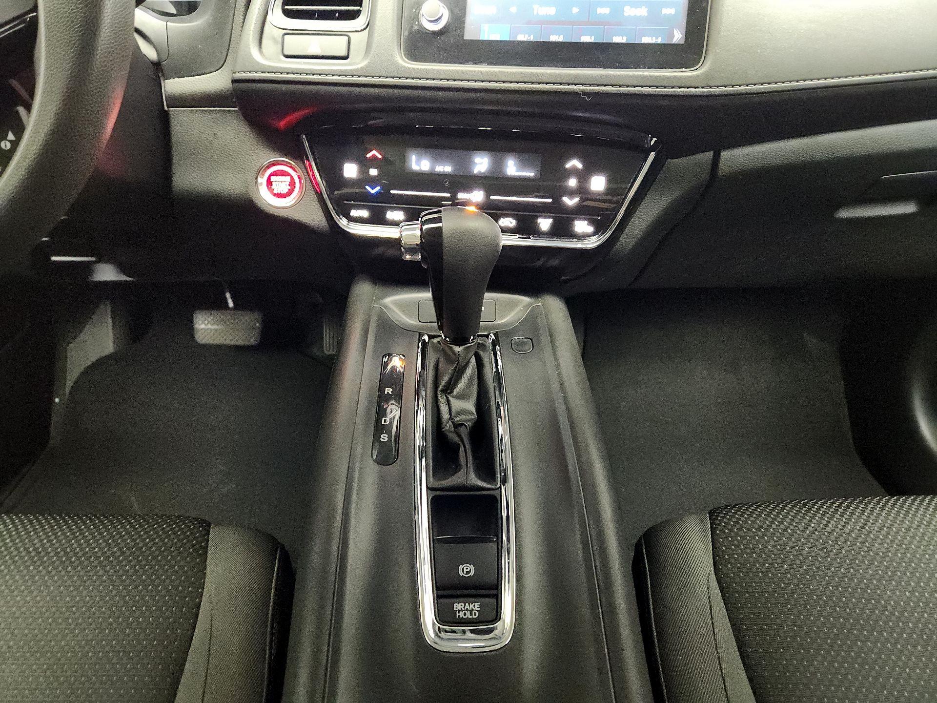 Thumbnail: 2020 Honda HR-V - 17