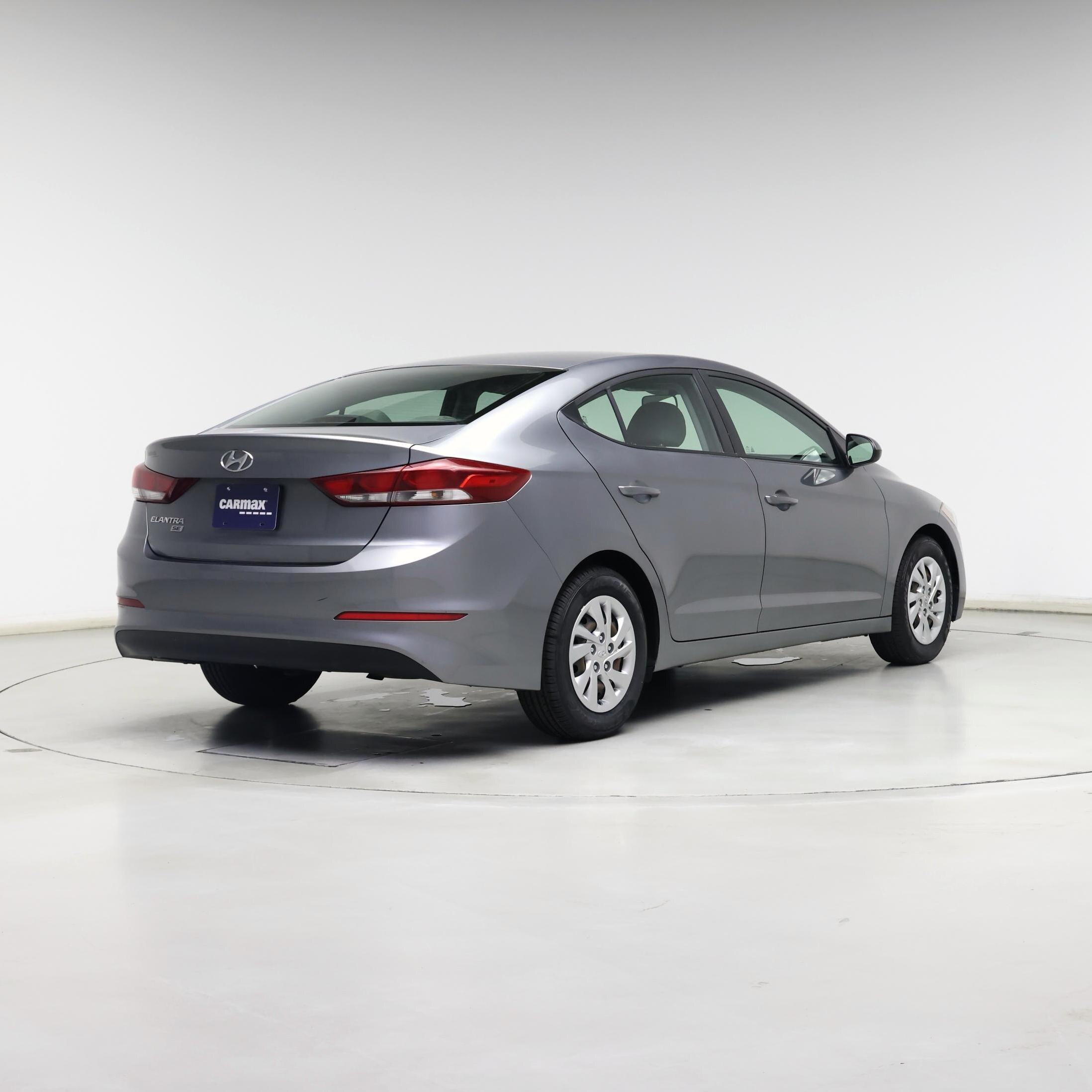 Thumbnail: 2018 Hyundai Elantra - 8