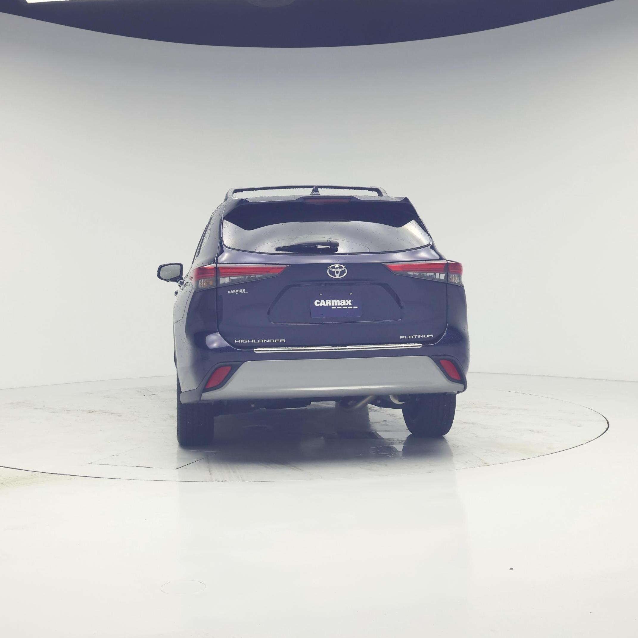 Thumbnail: 2023 Toyota Highlander - 6