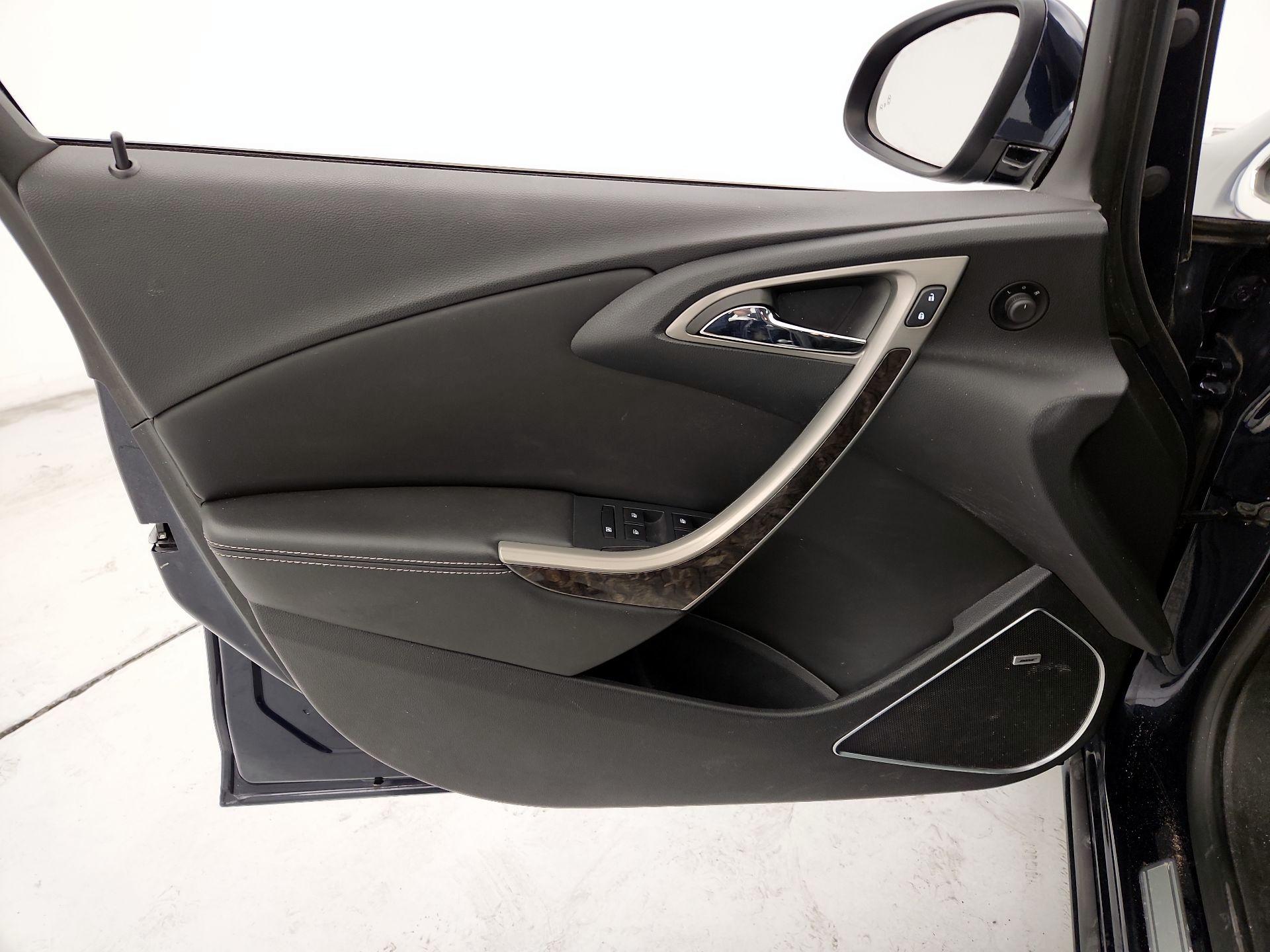 Thumbnail: 2015 Buick Verano - 12