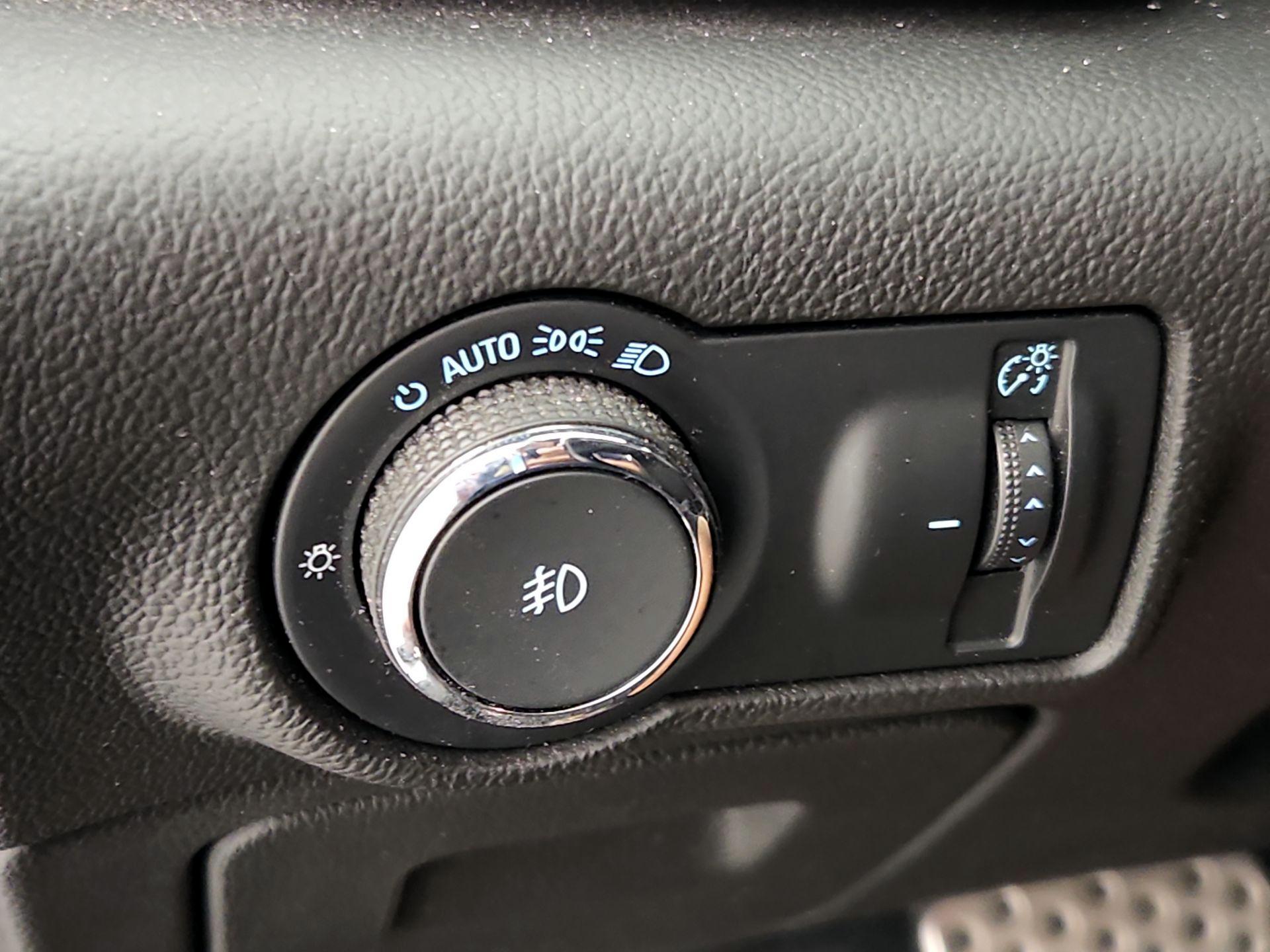 Thumbnail: 2015 Buick Verano - 13
