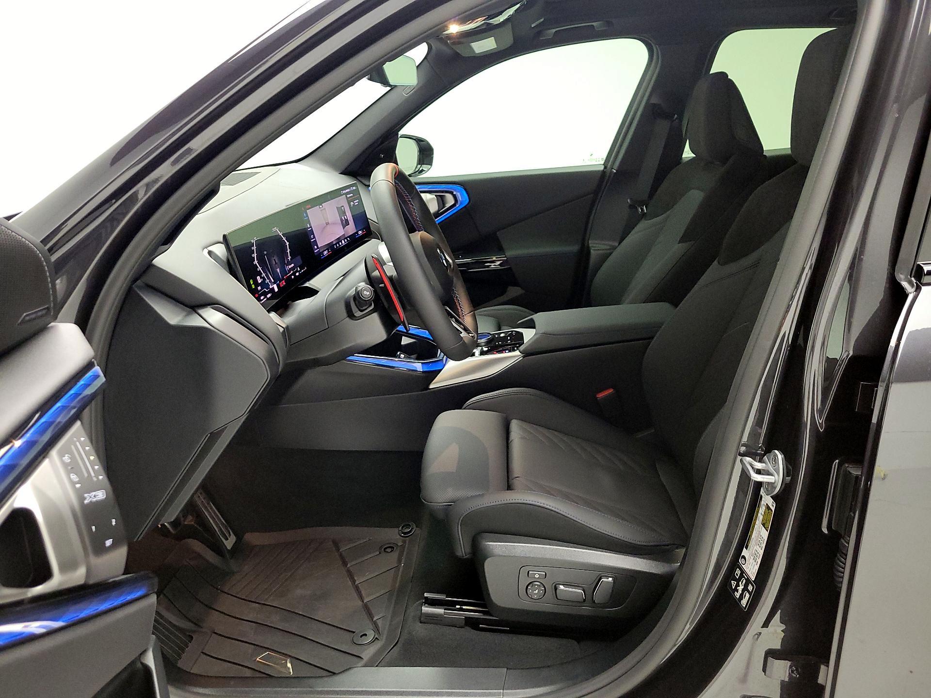 Thumbnail: 2026 BMW X3 - 11