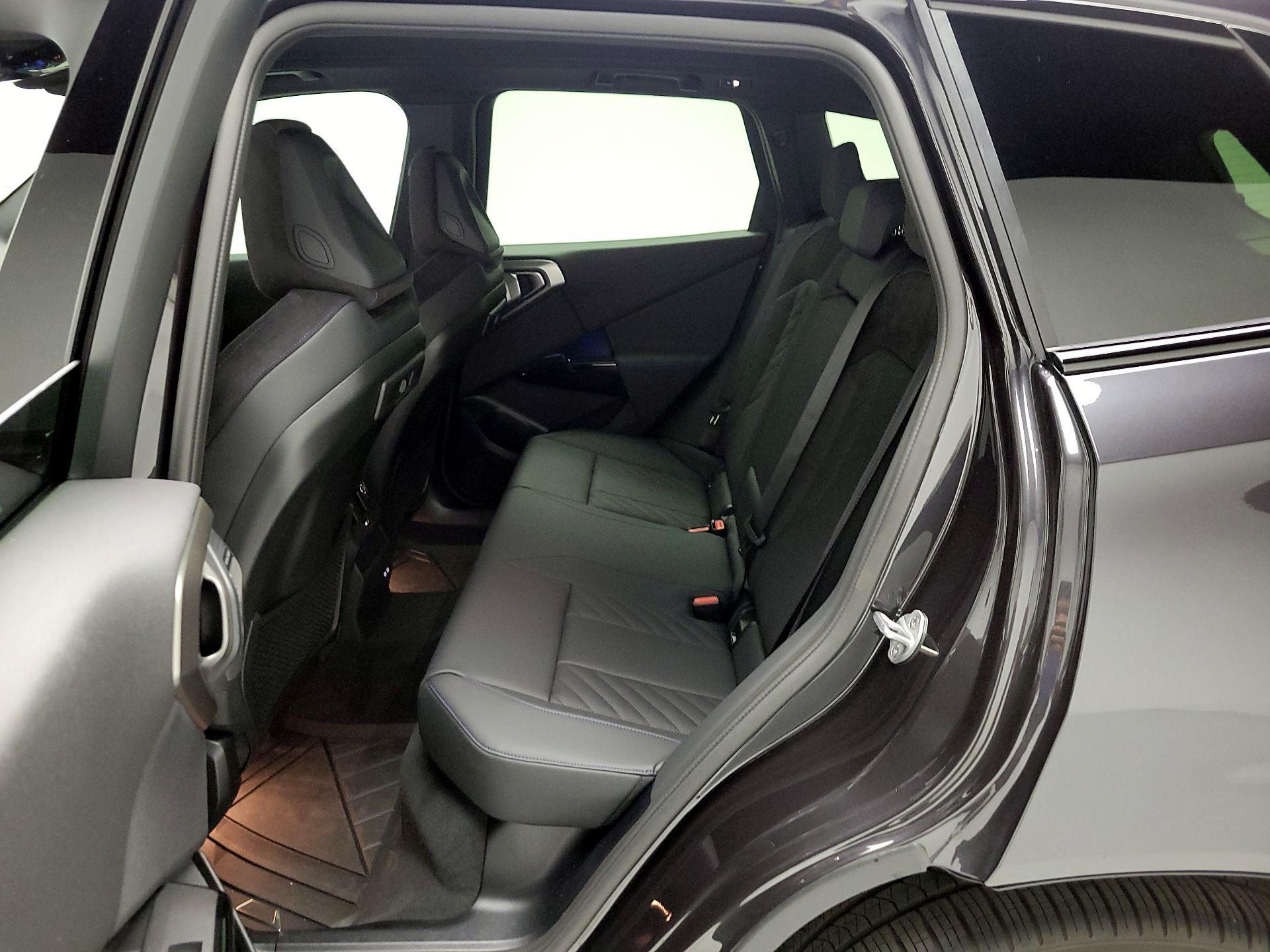 Thumbnail: 2026 BMW X3 - 17