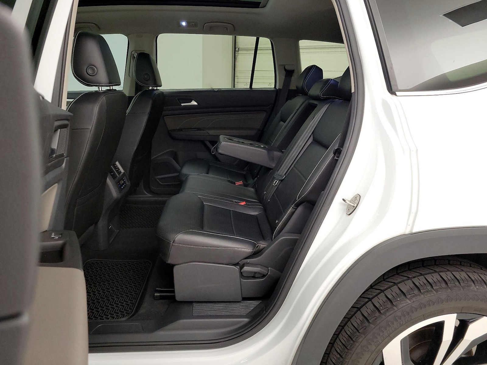 2022 Volkswagen Atlas SEL - Photo 20