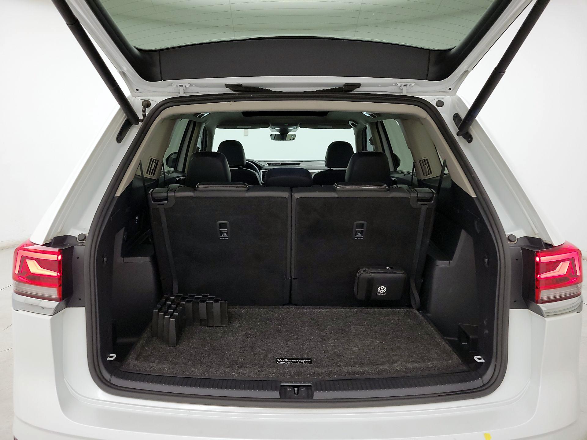 Thumbnail: 2022 Volkswagen Atlas - 20