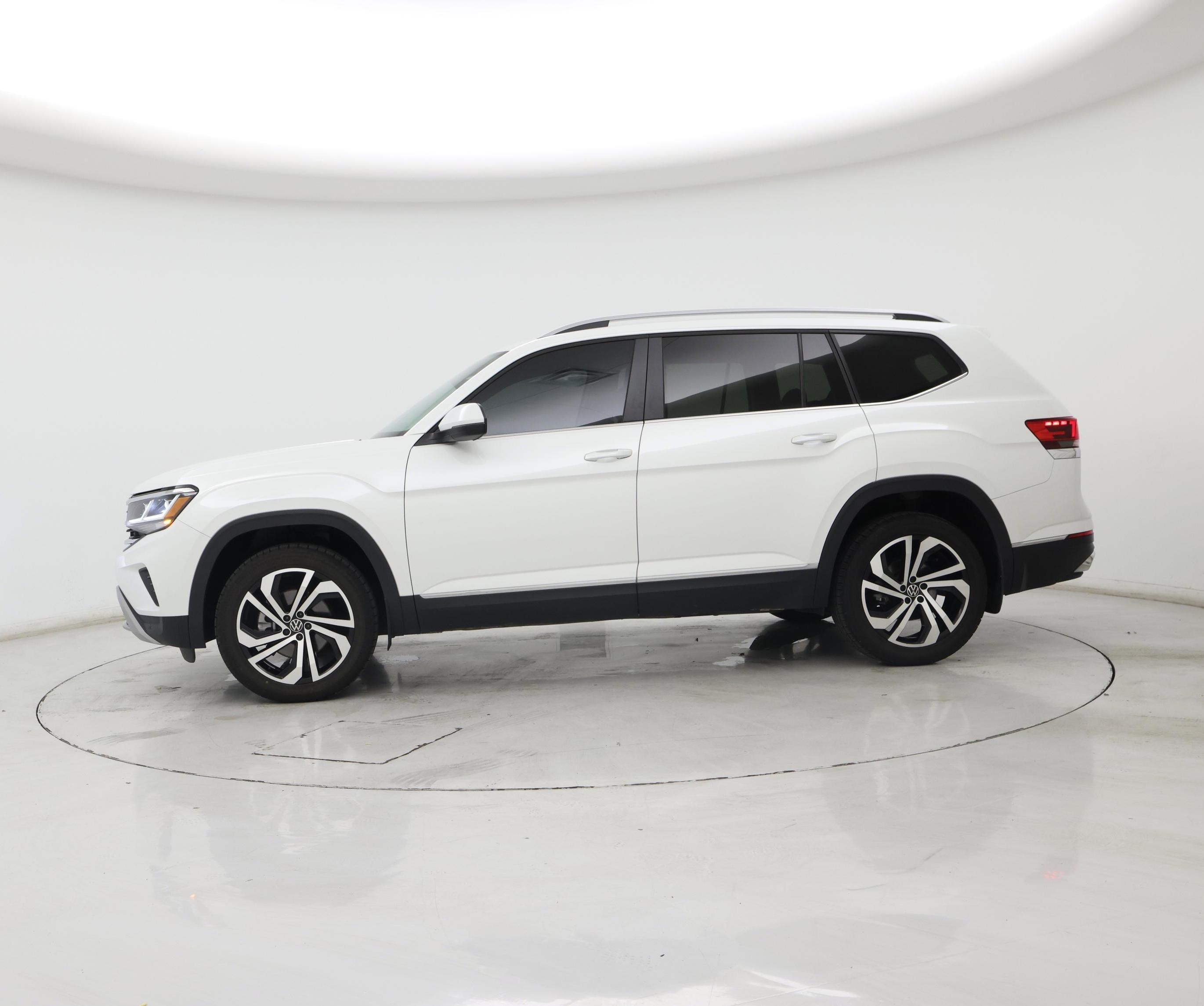Thumbnail: 2022 Volkswagen Atlas - 3