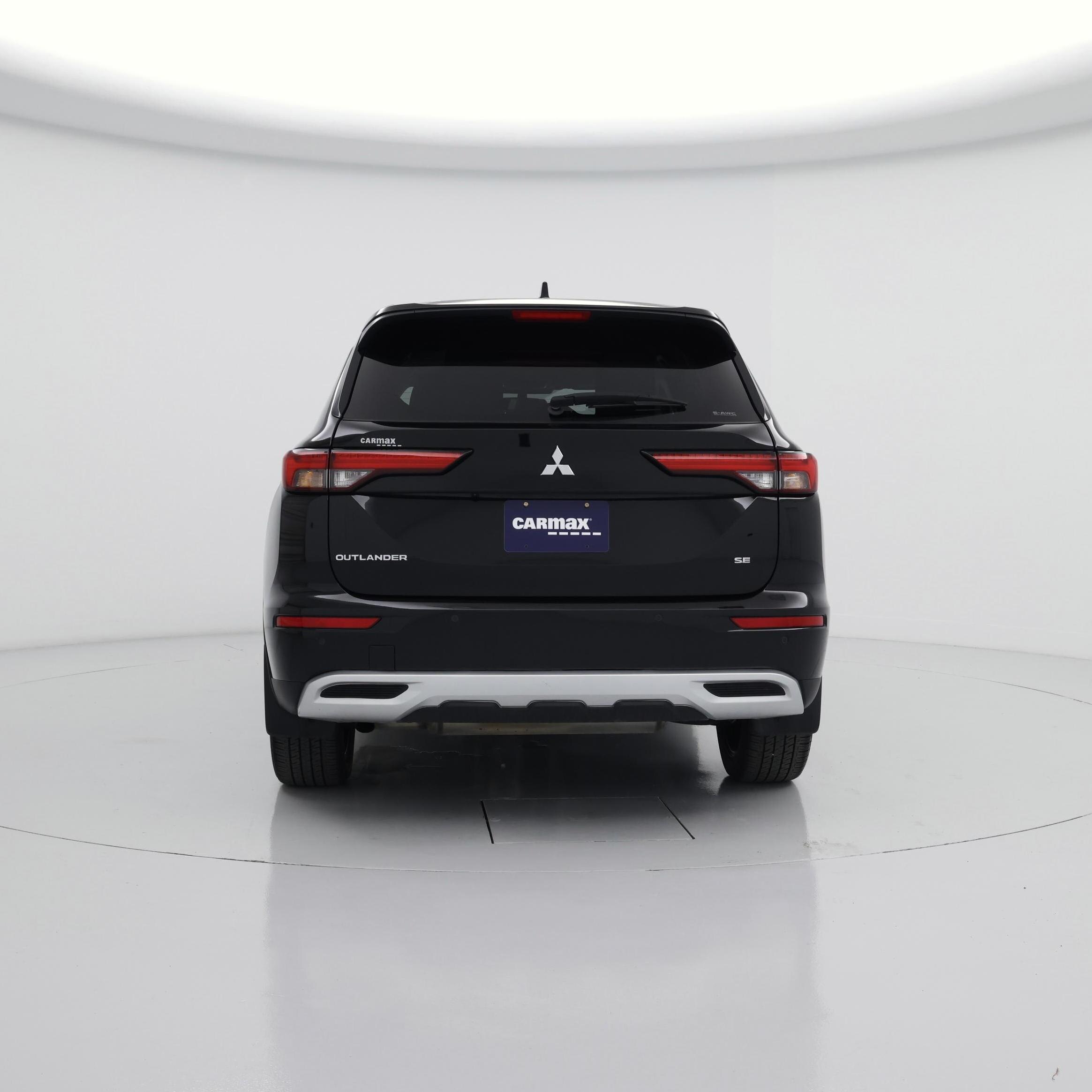 Thumbnail: 2024 Mitsubishi Outlander - 6