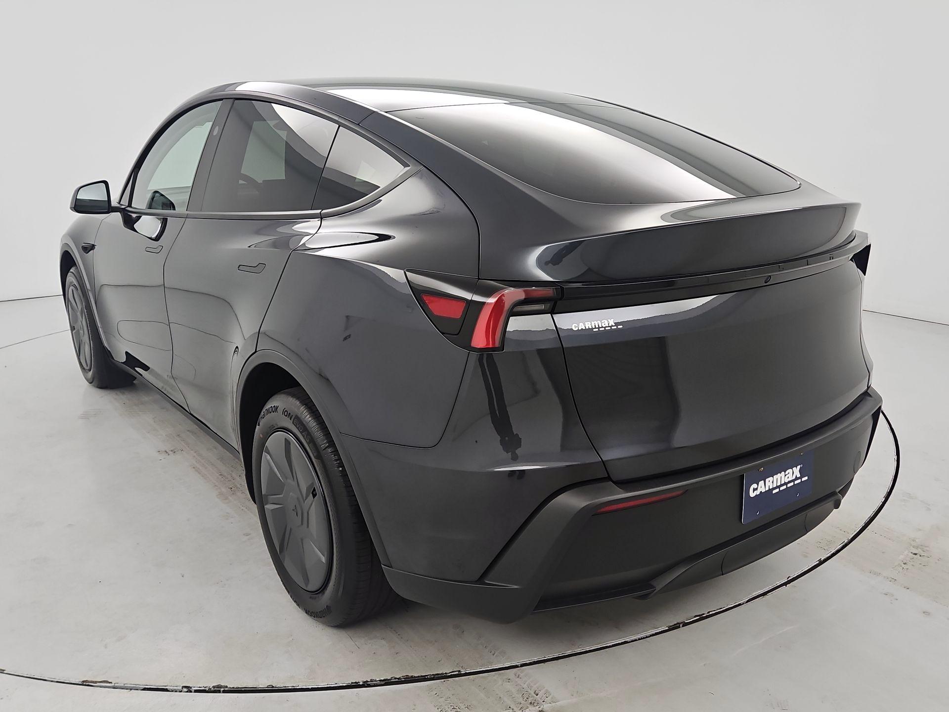 Thumbnail: 2026 Tesla Model Y - 7