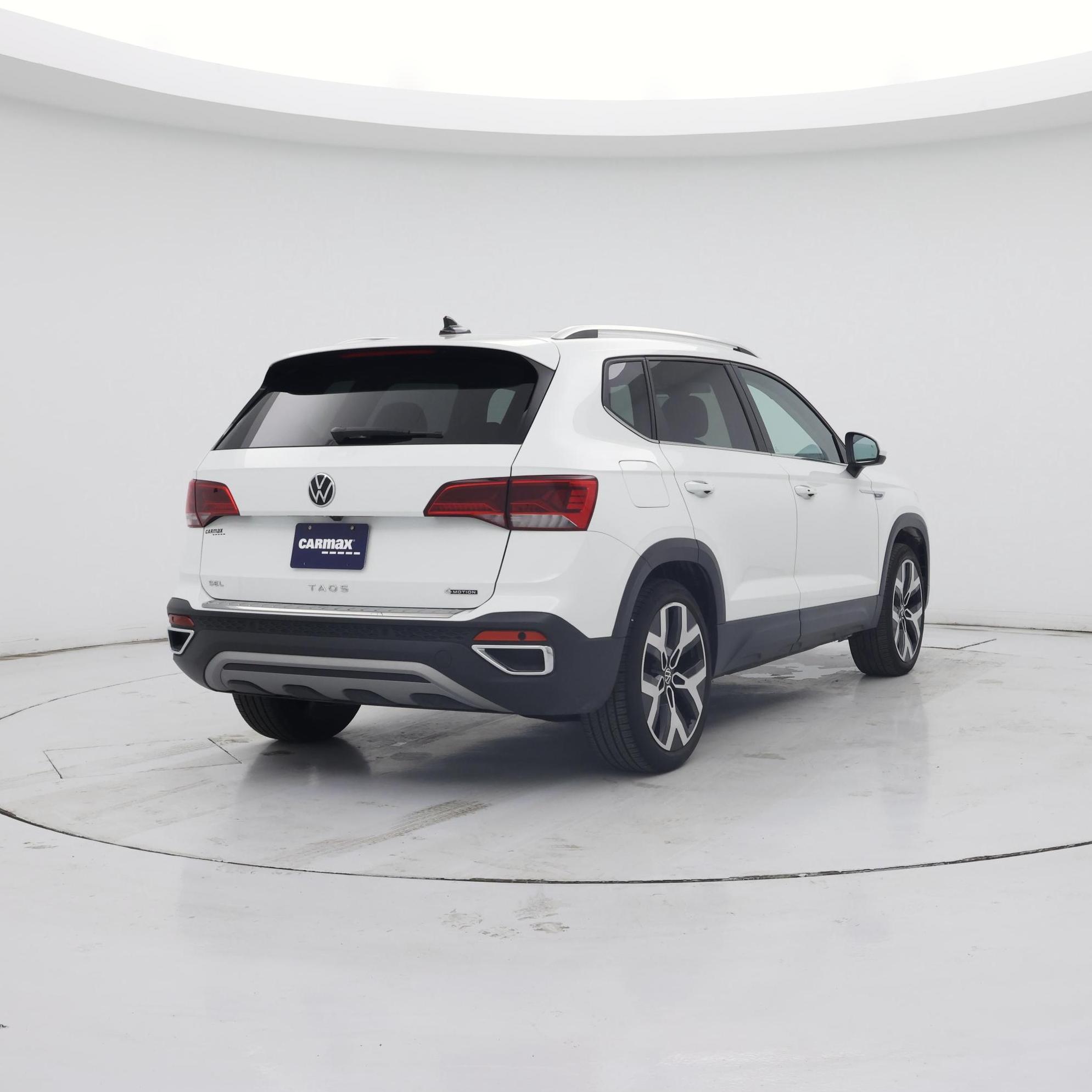 Thumbnail: 2023 Volkswagen Taos - 8